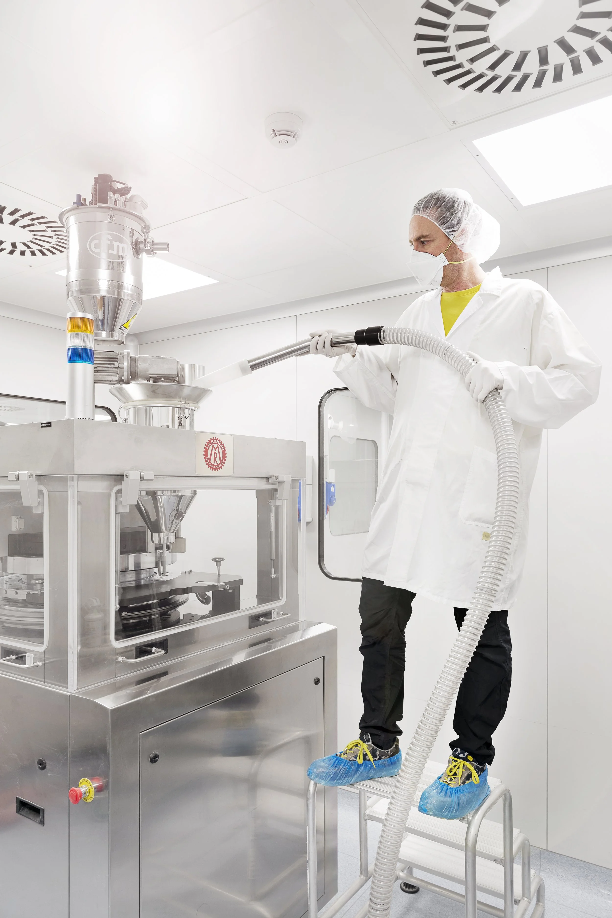 VHS110 CR_CLEANROOMS (1).jpg