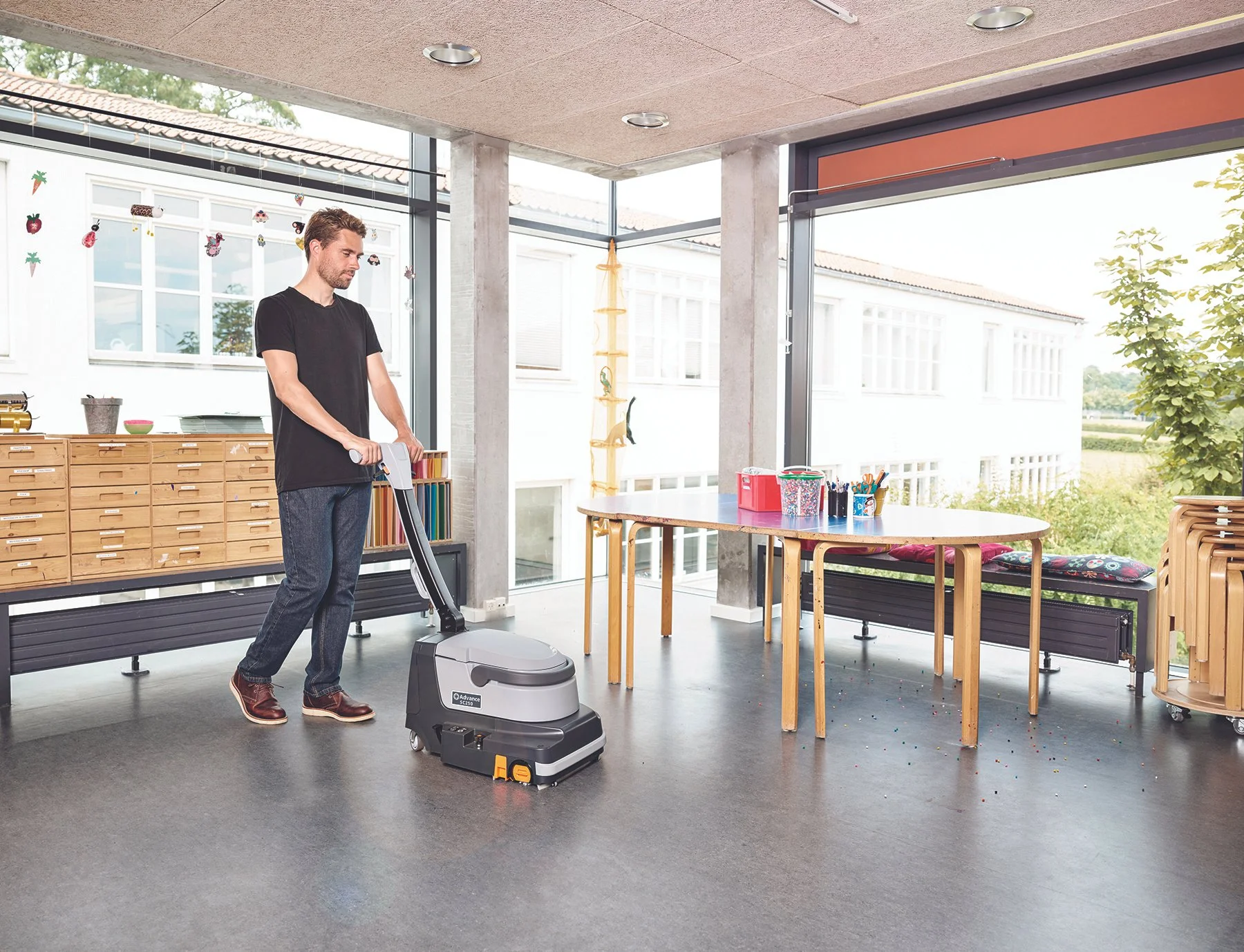 Nilfisk SC250 Scrubber Dryer