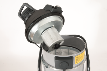 nilfisk-vhc110-z1-industrial-vacuum-1.png