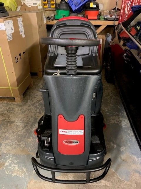 nilfisk-as710r-ride-on-scrubber-dryer-refurbished.jpg