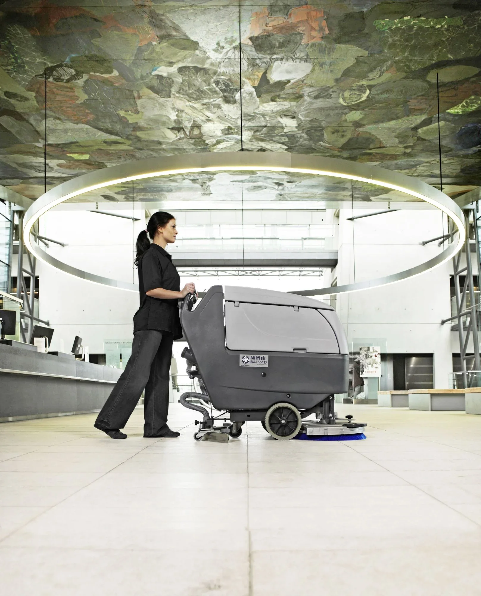 nilfisk-ba551-611-pedestrian-scrubber-dryer-2.webp