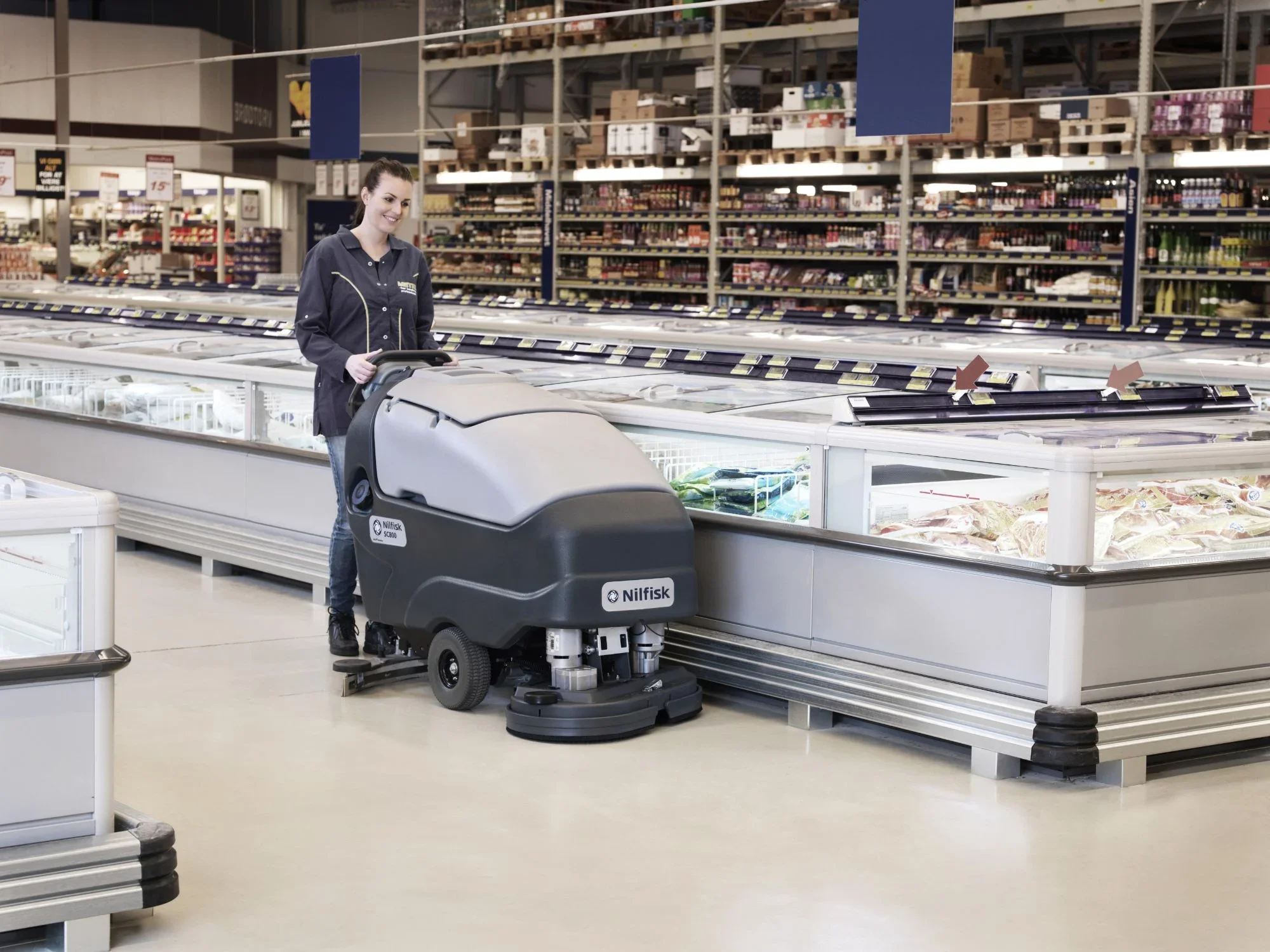 nilfisk-sc800-pedestrian-scrubber-dryer-2.webp
