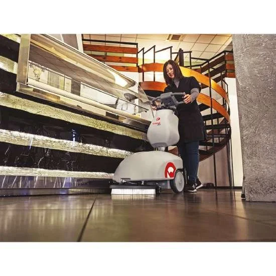 comac-vispa-35b-pedestrian-scrubber-dryer-1.jpg
