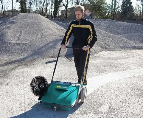 eureka-picobello-151-pedestrian-sweeper-3.webp