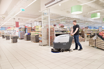 nilfisk-sc530-pedestrian-scrubber-dryer-4.jpg