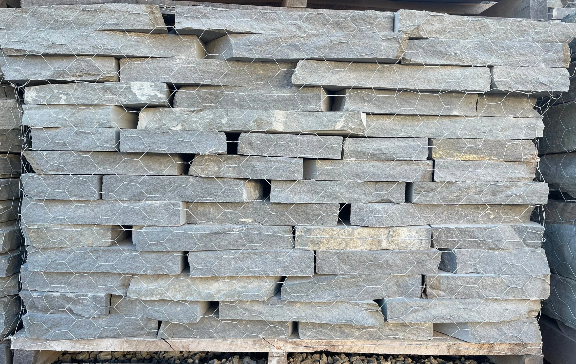 Bluestone G Wall - Thin
