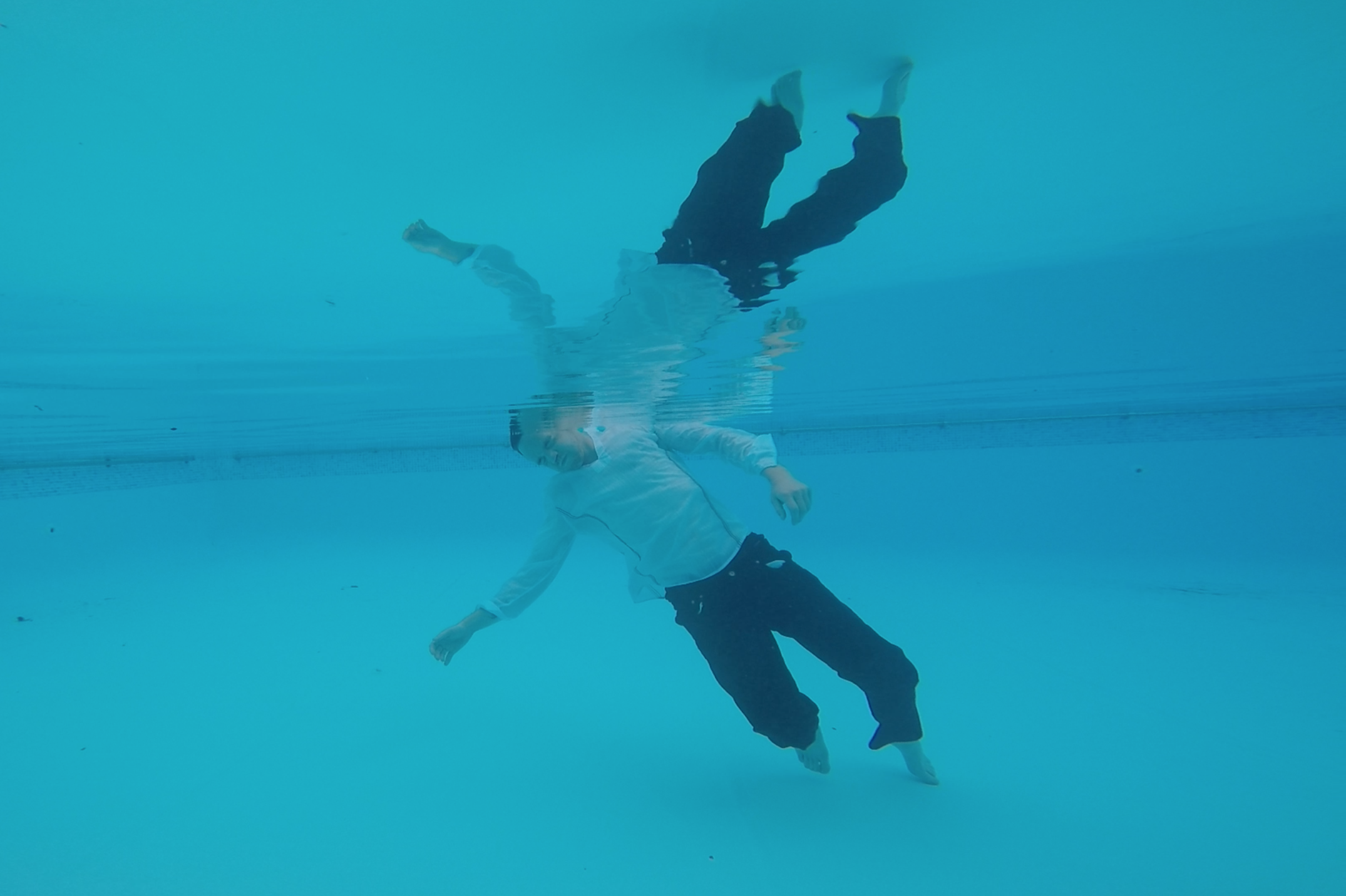 1_K_W_Under_the_Surface_2015.png