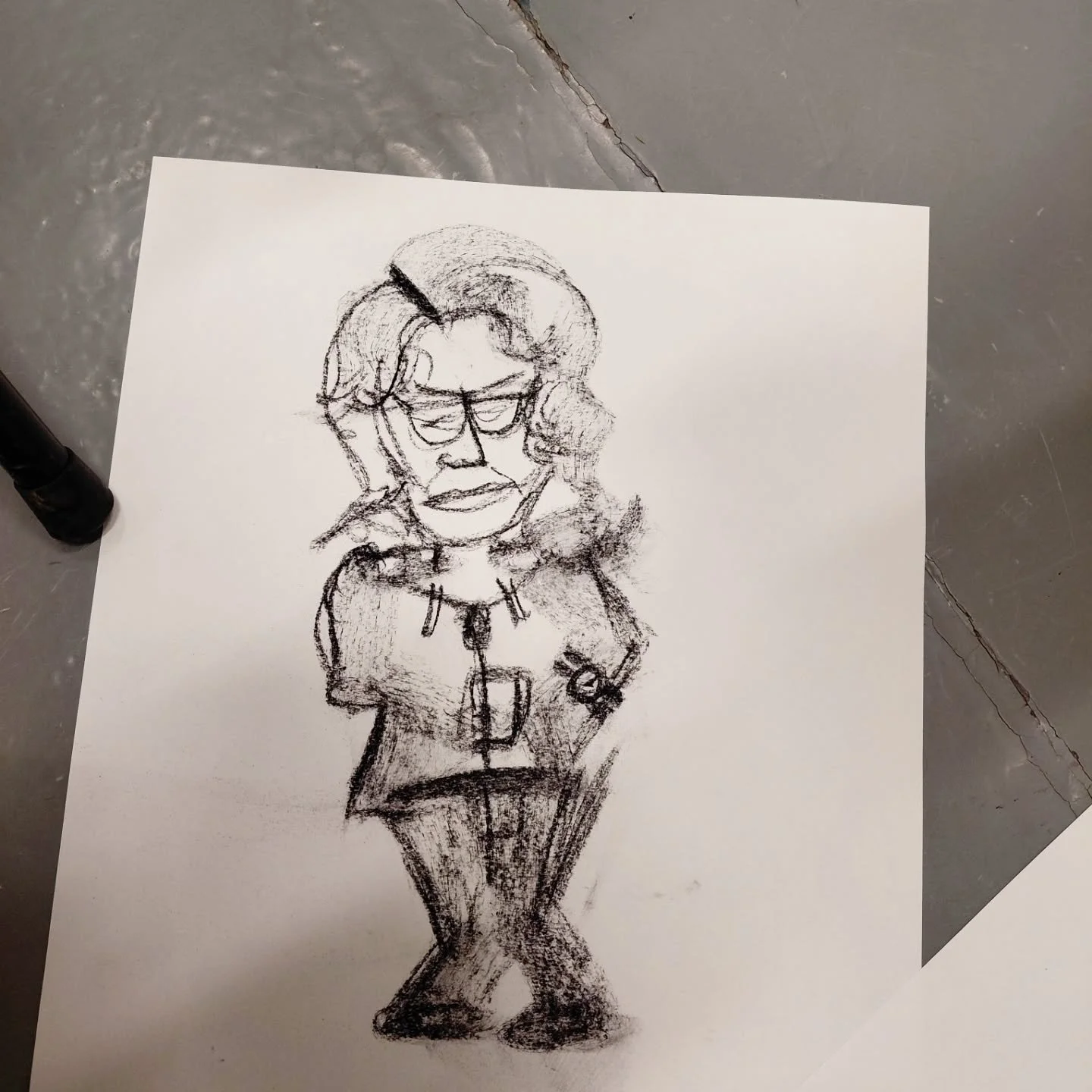 Quick 2 minutes charcoal life drawing. Great to try different medium for life drawing.
 
What do you think?

Should Flash Box use other media? Would you like to see acryloc or pastel?

Bisous

Marie &amp; Flashy