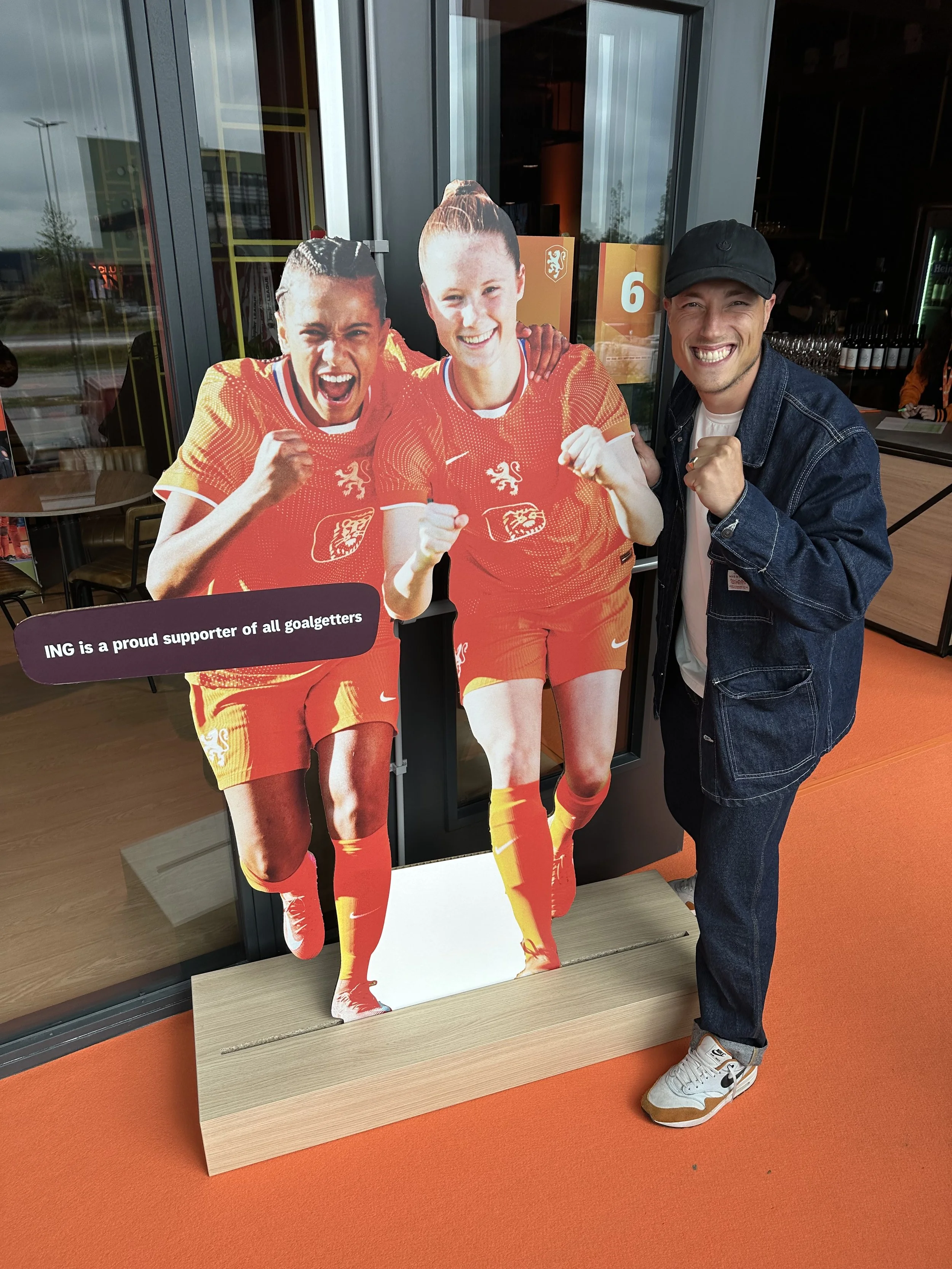 𝗖𝗹𝗶𝗲𝗻𝘁: ING Nederland
𝗖𝗮𝗺𝗽𝗮𝗶𝗴𝗻: From Dreams to Goals
𝗥𝗼𝗹𝗲: Content creator and directing social content