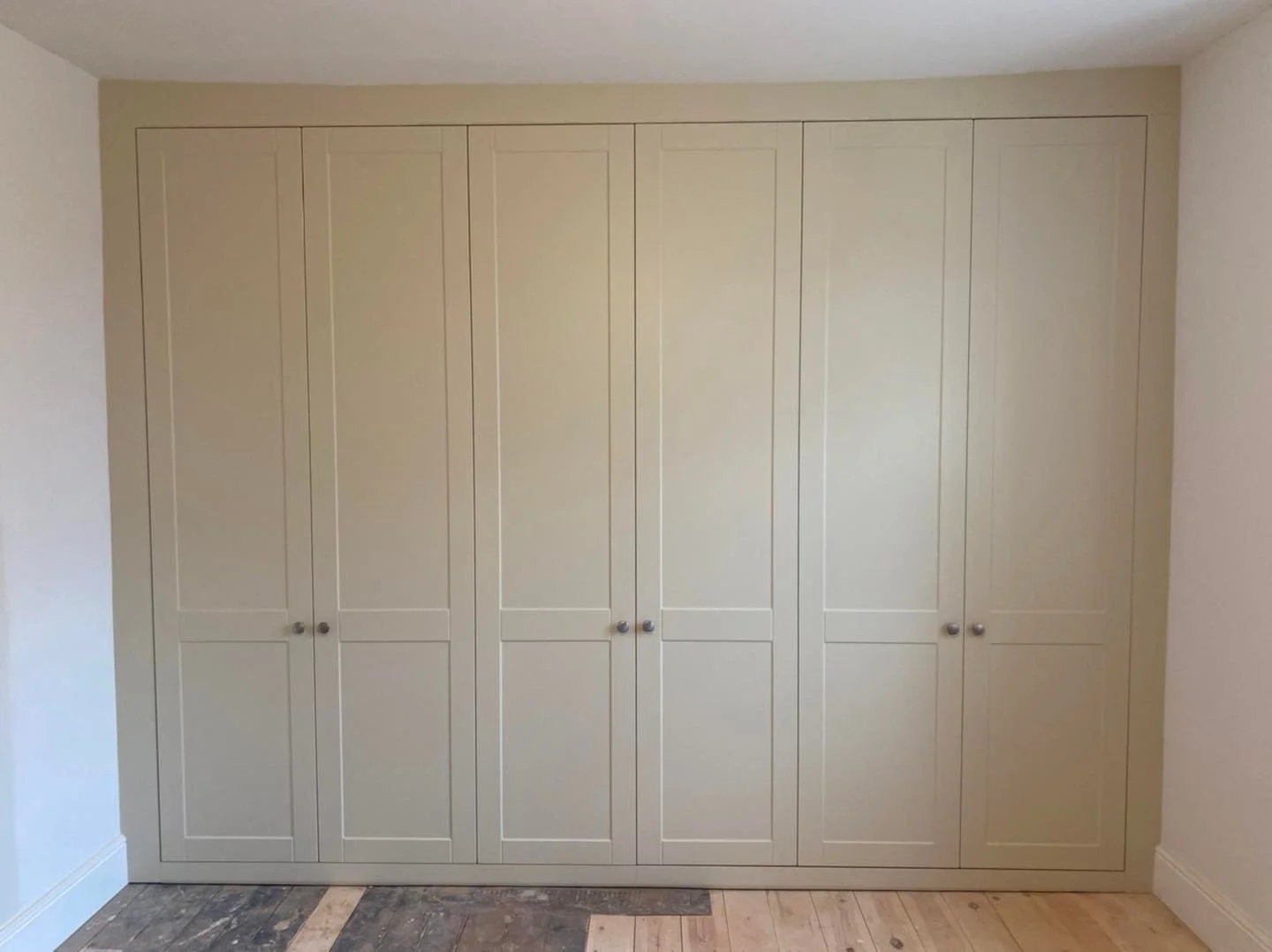 shaker doors wardrobe.jpg