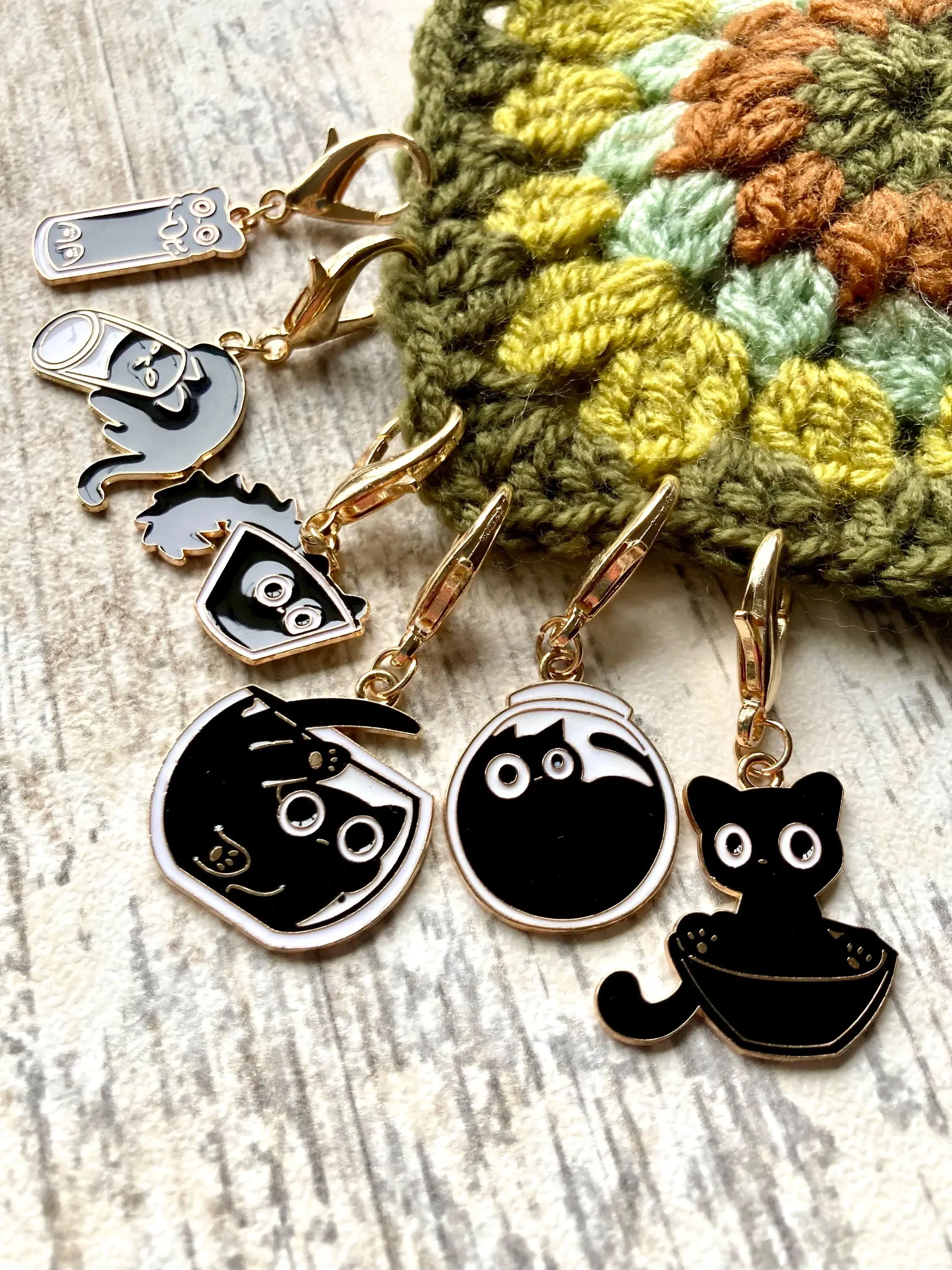 Crochet Stitch Markers: Enamel Black Cat Charms