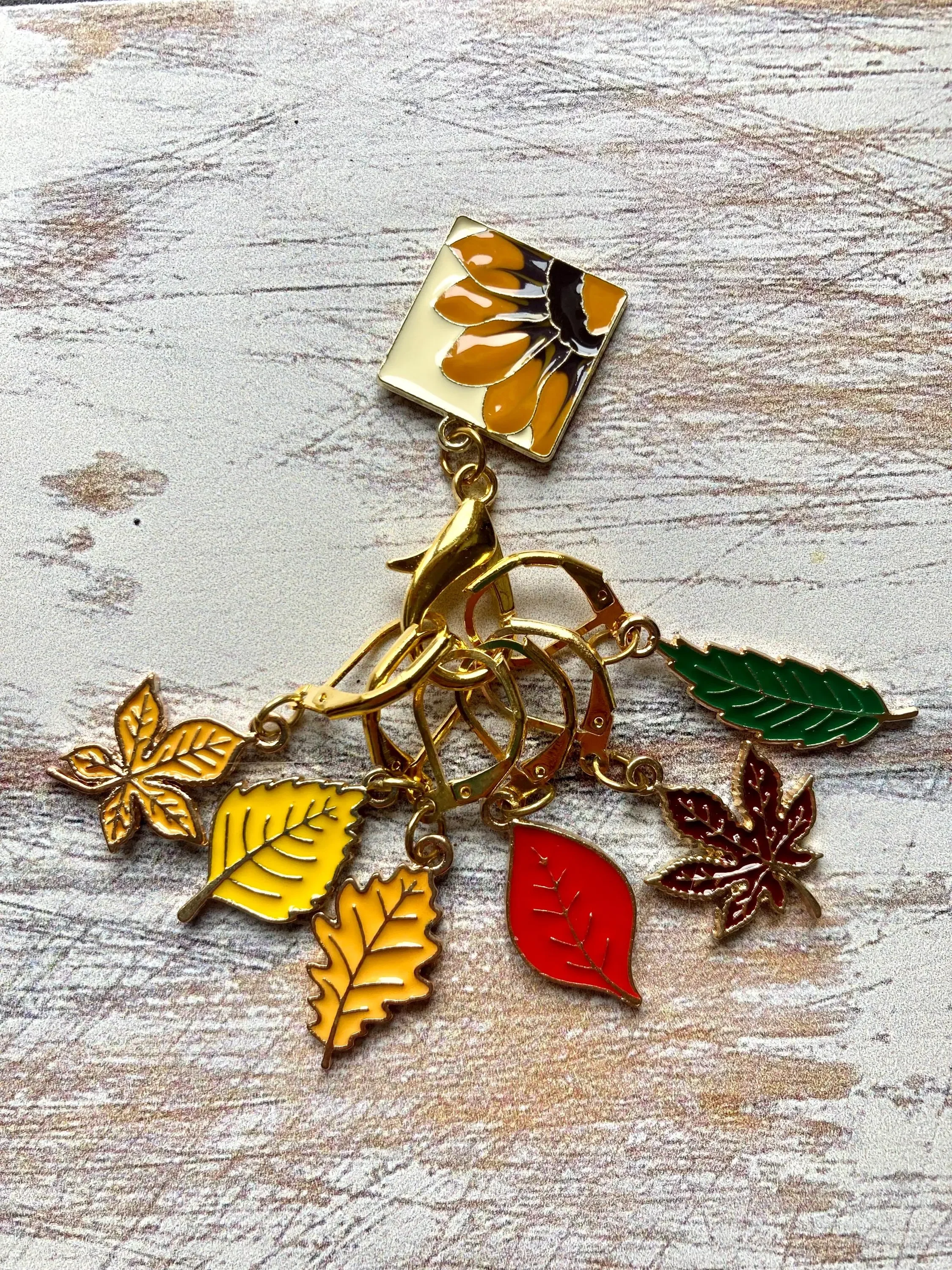 Crochet Stitch Markers: Enamel autumn leaves