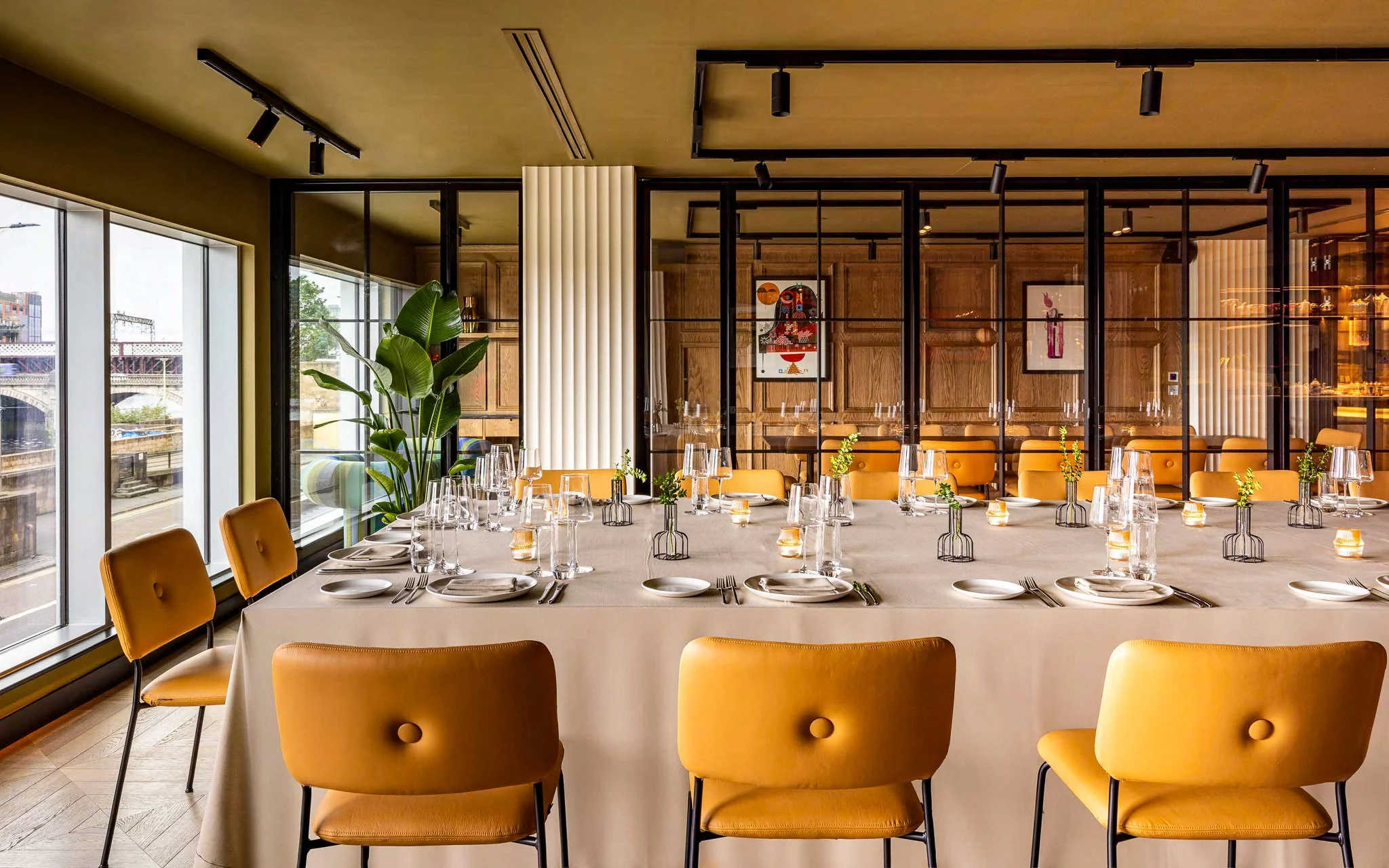 230807_Virgin Hotel Photography A4 table.jpg