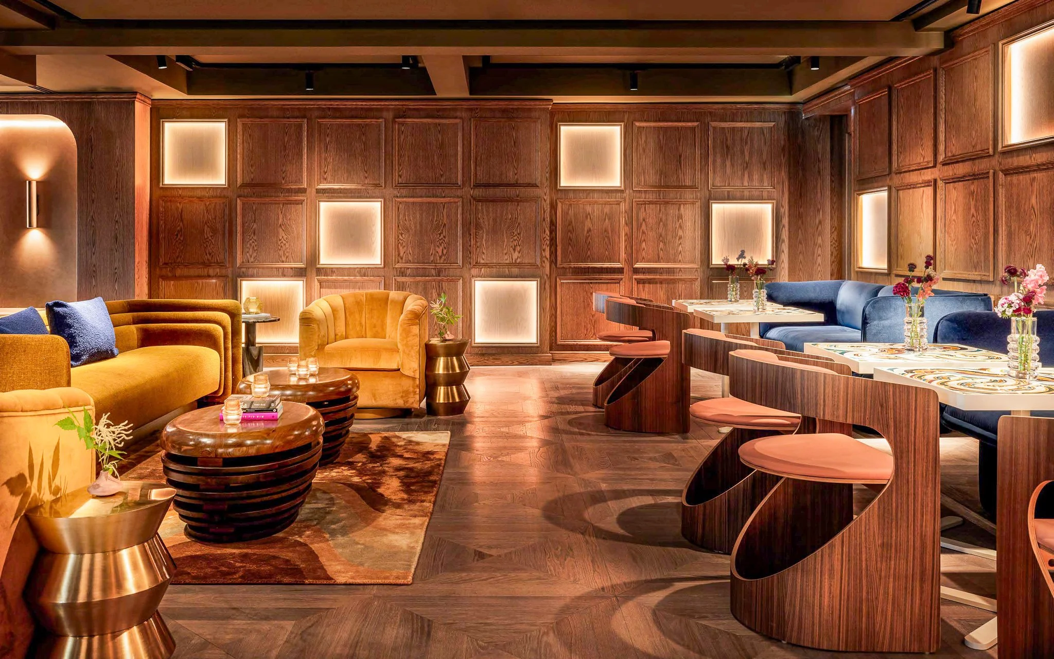 Luxury lounge in Virgin Hotel Glasgow