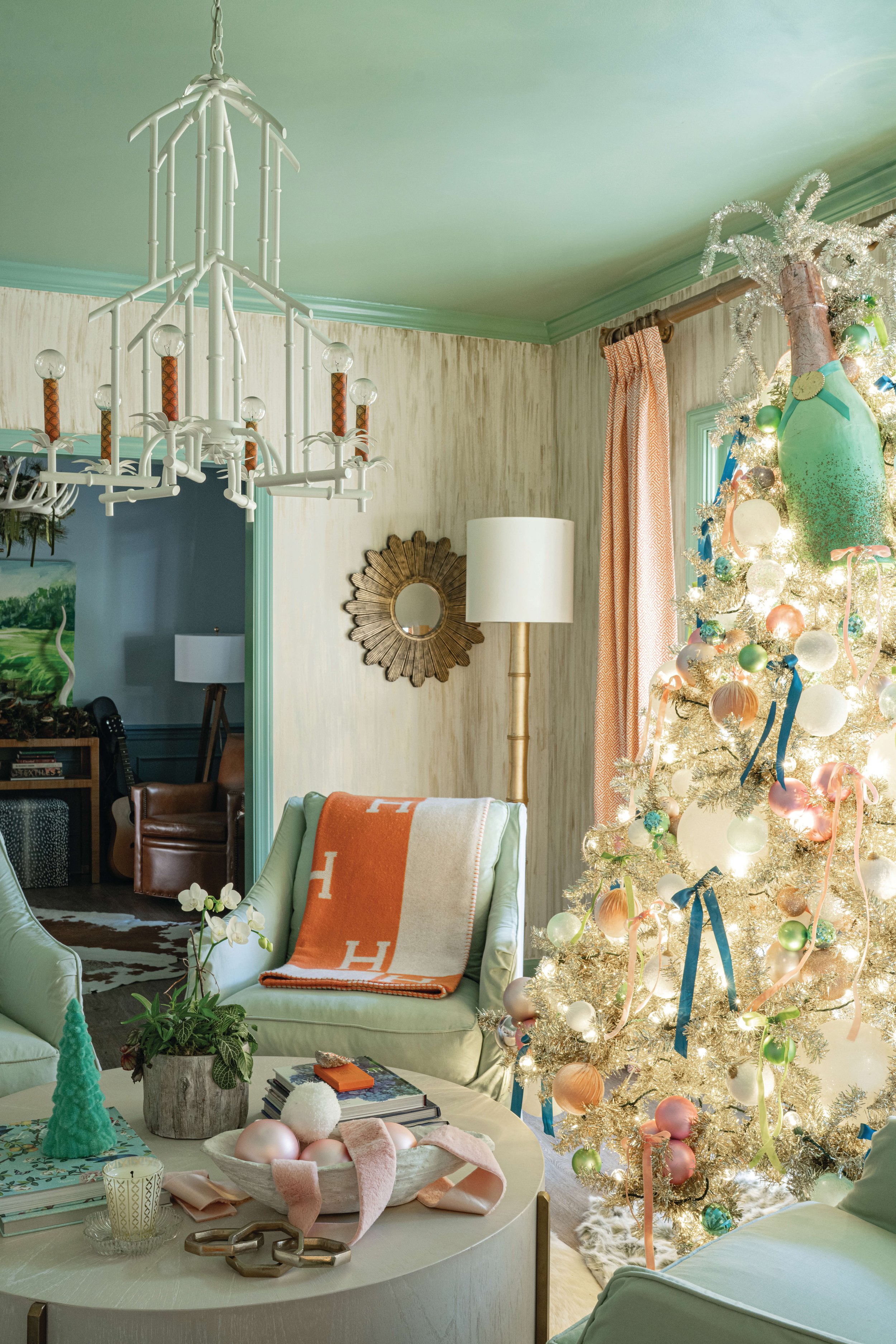 holiday-christmas-indoor-decorating-savannah-bluffton-port-town-collective-4.JPG