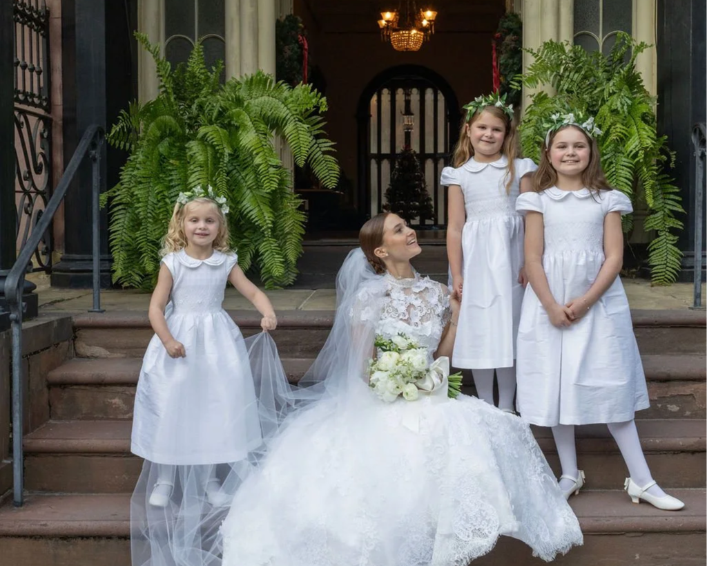 A December Wedding in Savannah, Held in Light and Laughter