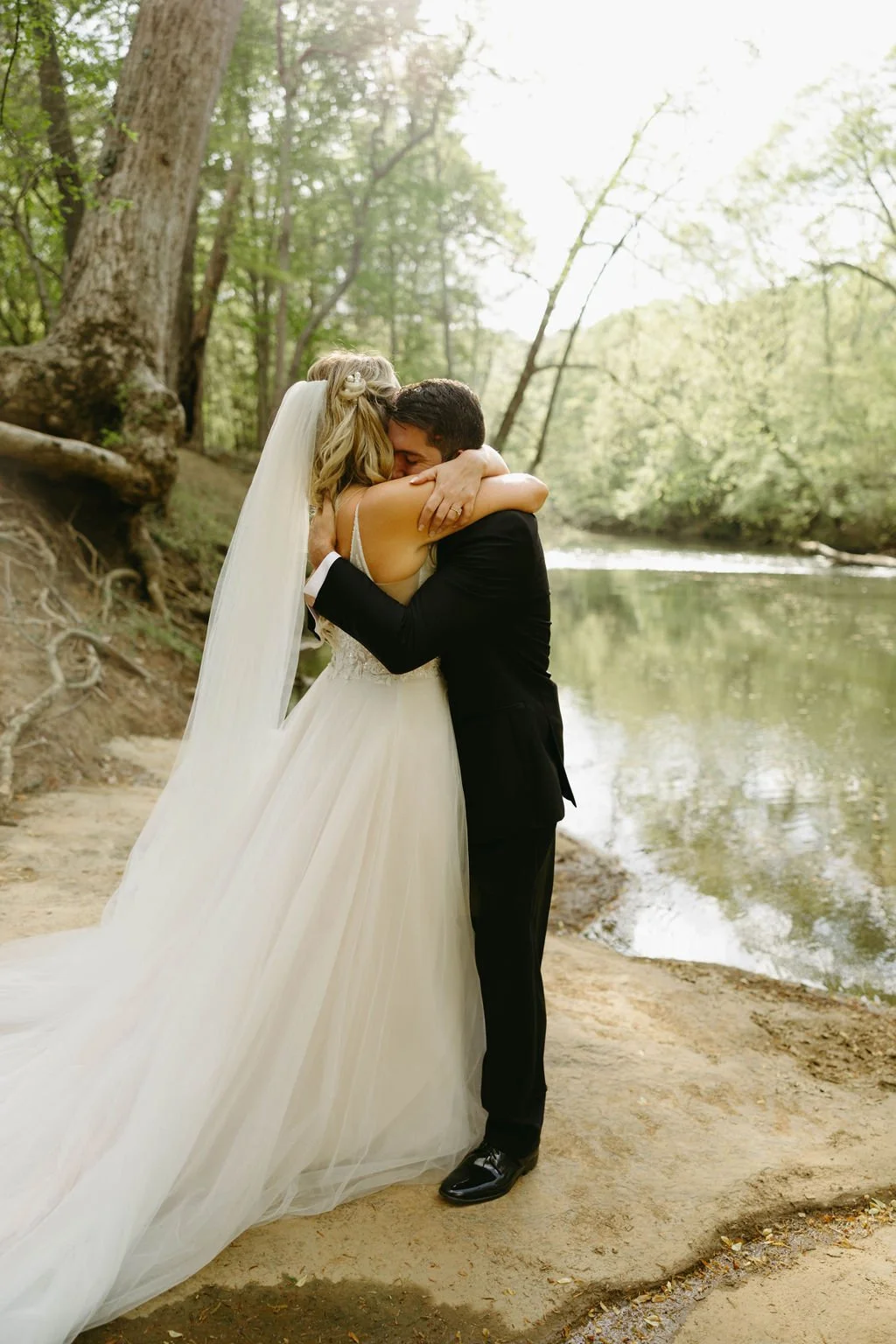 atlanta-wedding-first-look-embrace-port-town-collective.jpg