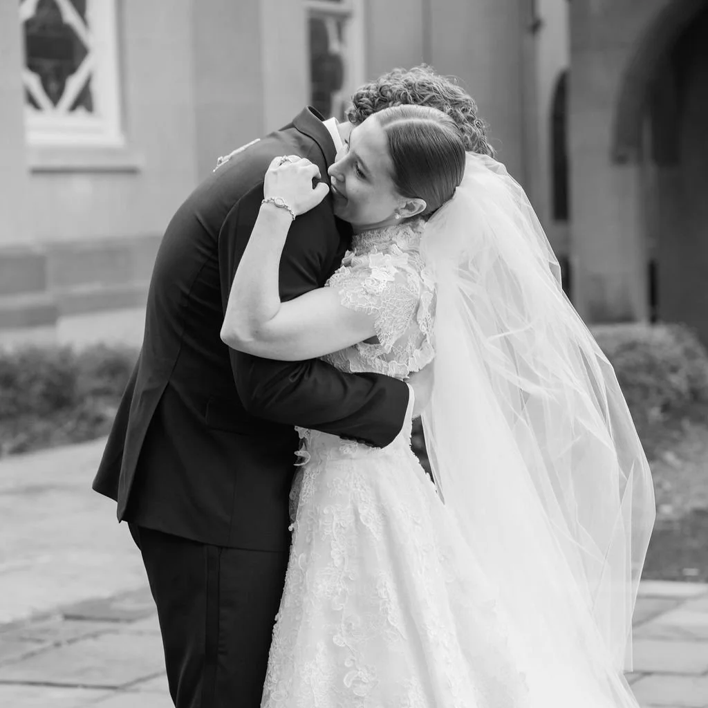 lowcountry-wedding-couple-portraits-savannah.jpg
