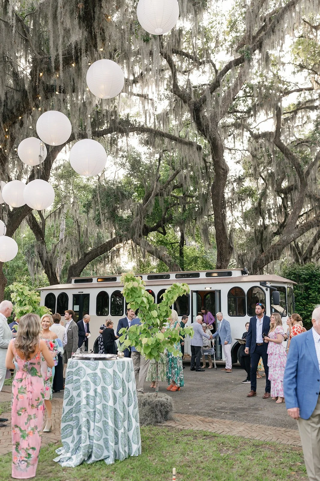 savannah-wedding-guest-transportation-trolley.jpg