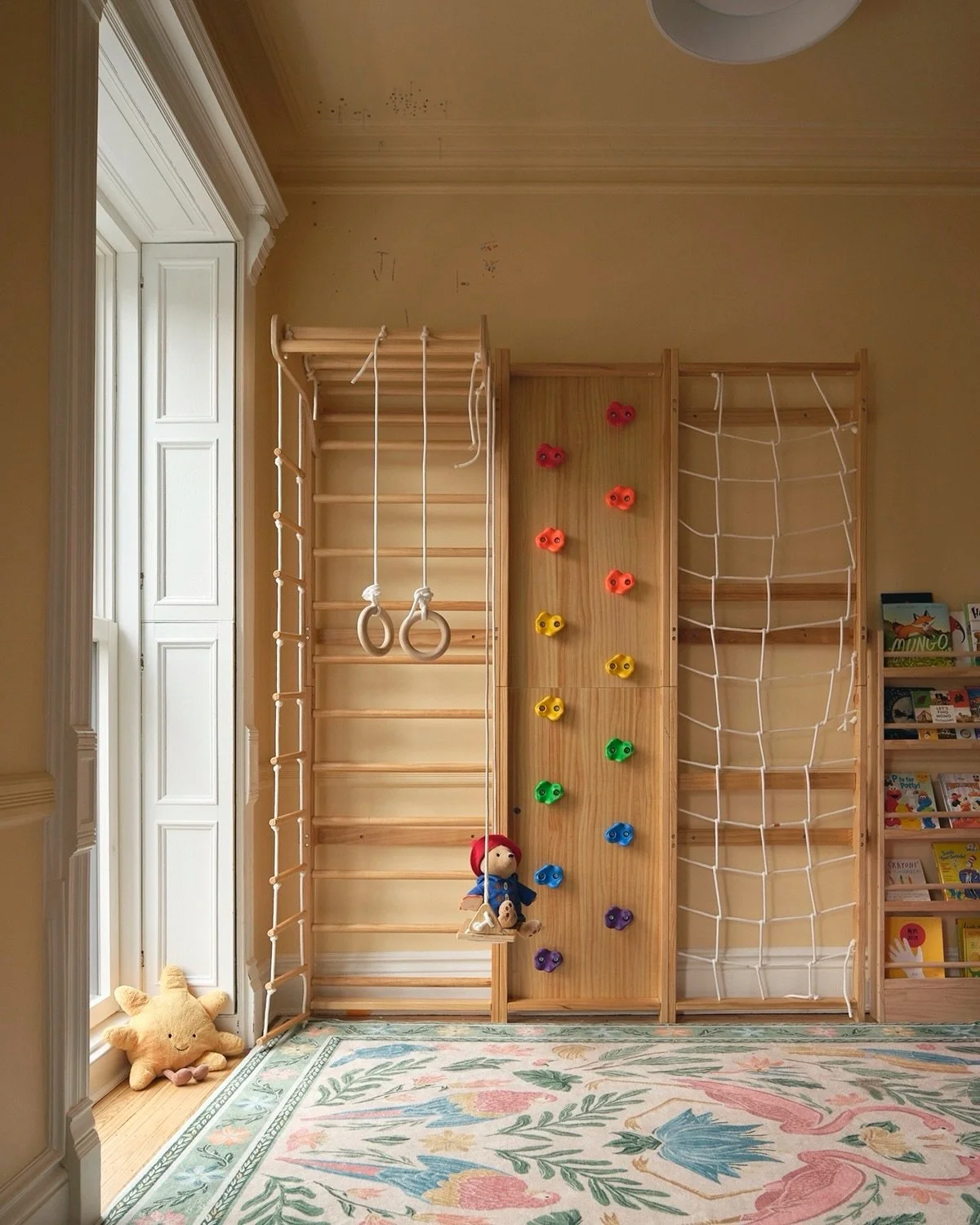 Color takes over the kids&rsquo; spaces at Oculus House - playful, bright, and intentionally a little less serious.

&ldquo;I wanted to create the room I wished I had when I was a child, where my daughter could be active even when she couldn&rsquo;t 