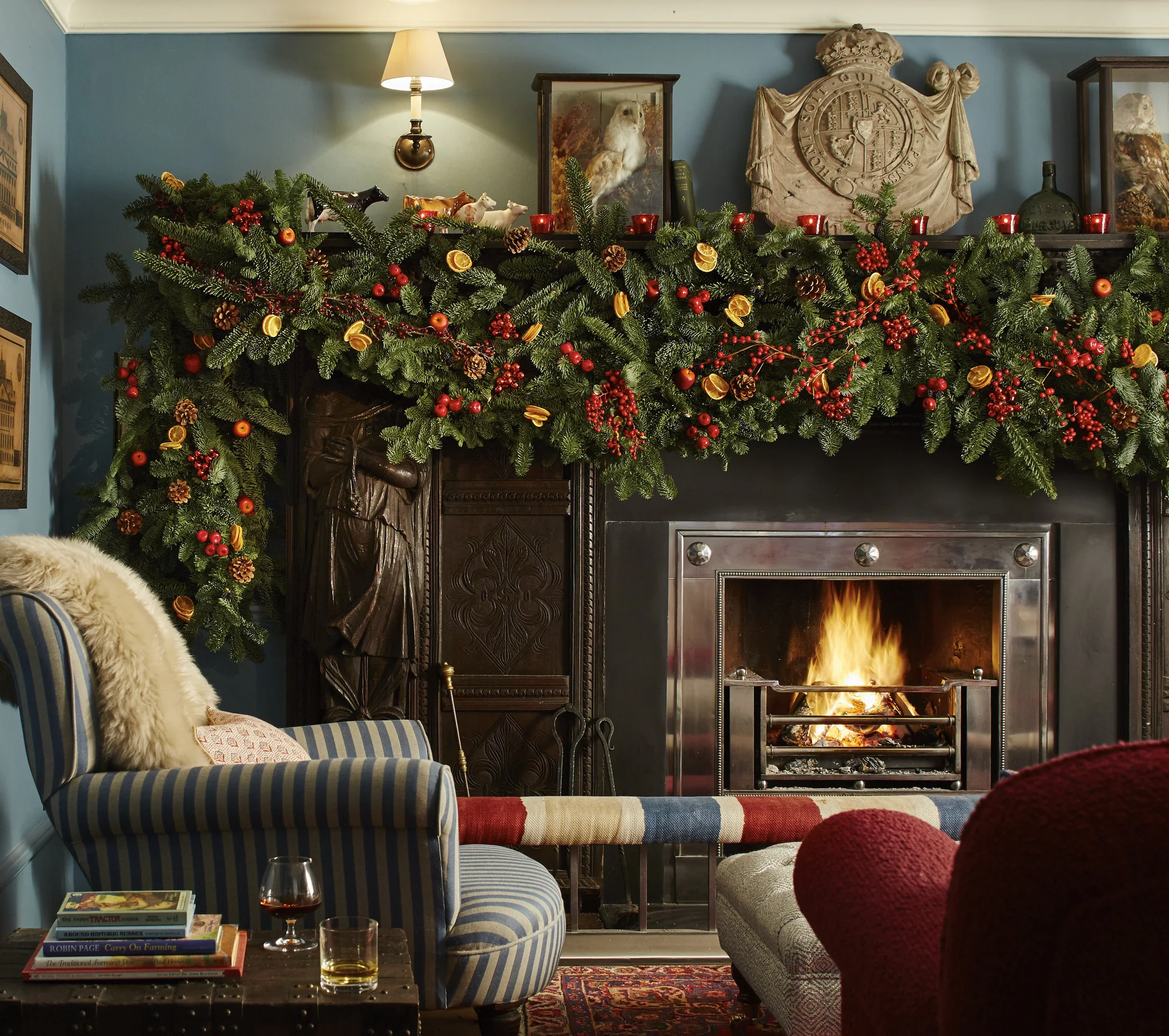 CHRISTMAS DECORATING