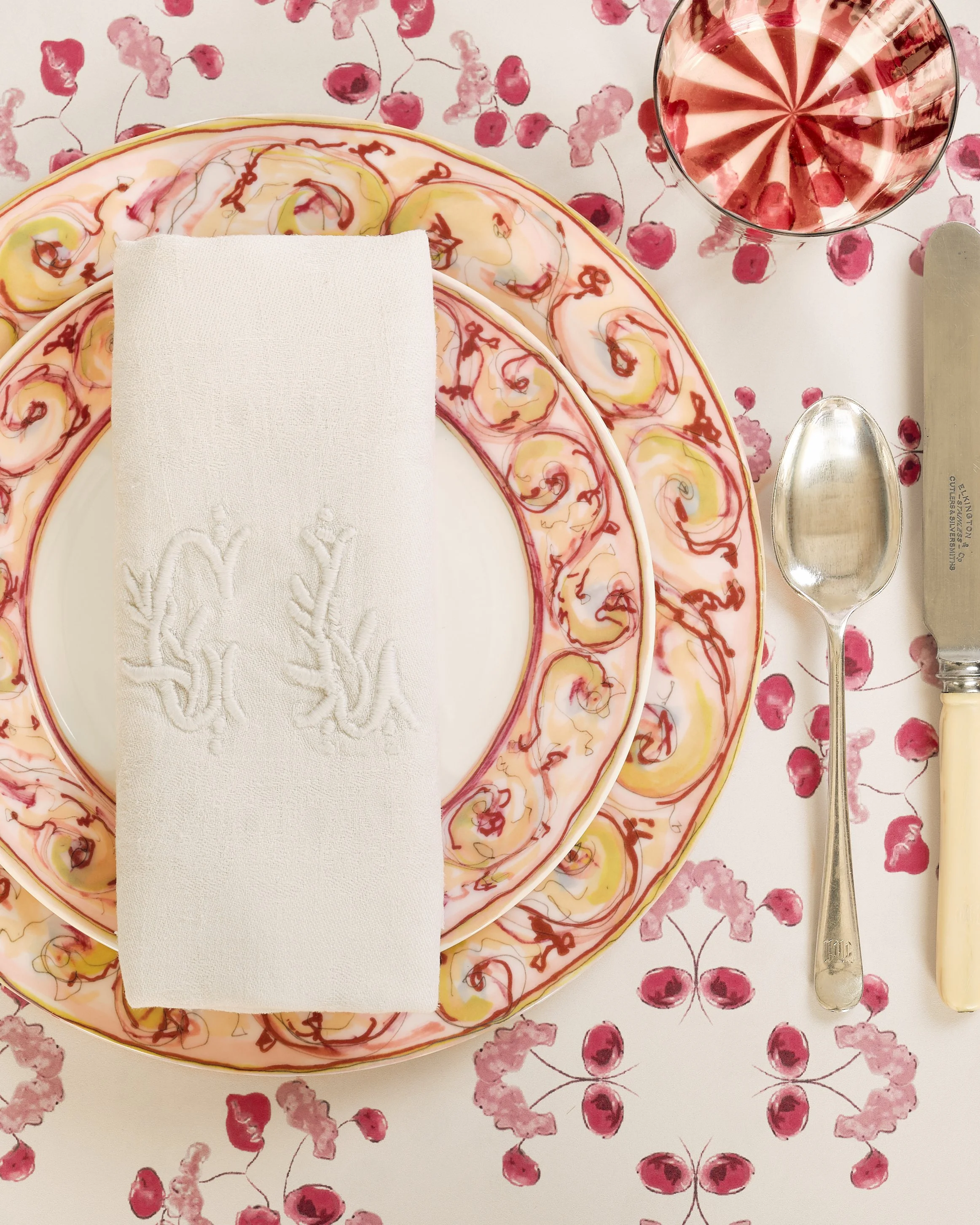 TablePlacements_JonathanJamesWilson_001_Crop.jpg