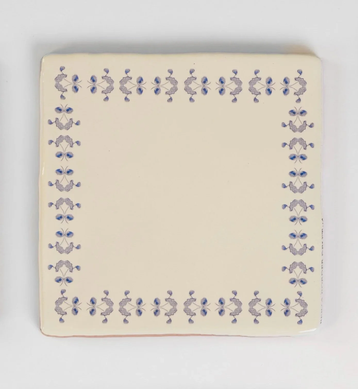 Berta+Border+Tile+Delft+Cut+Out.jpg