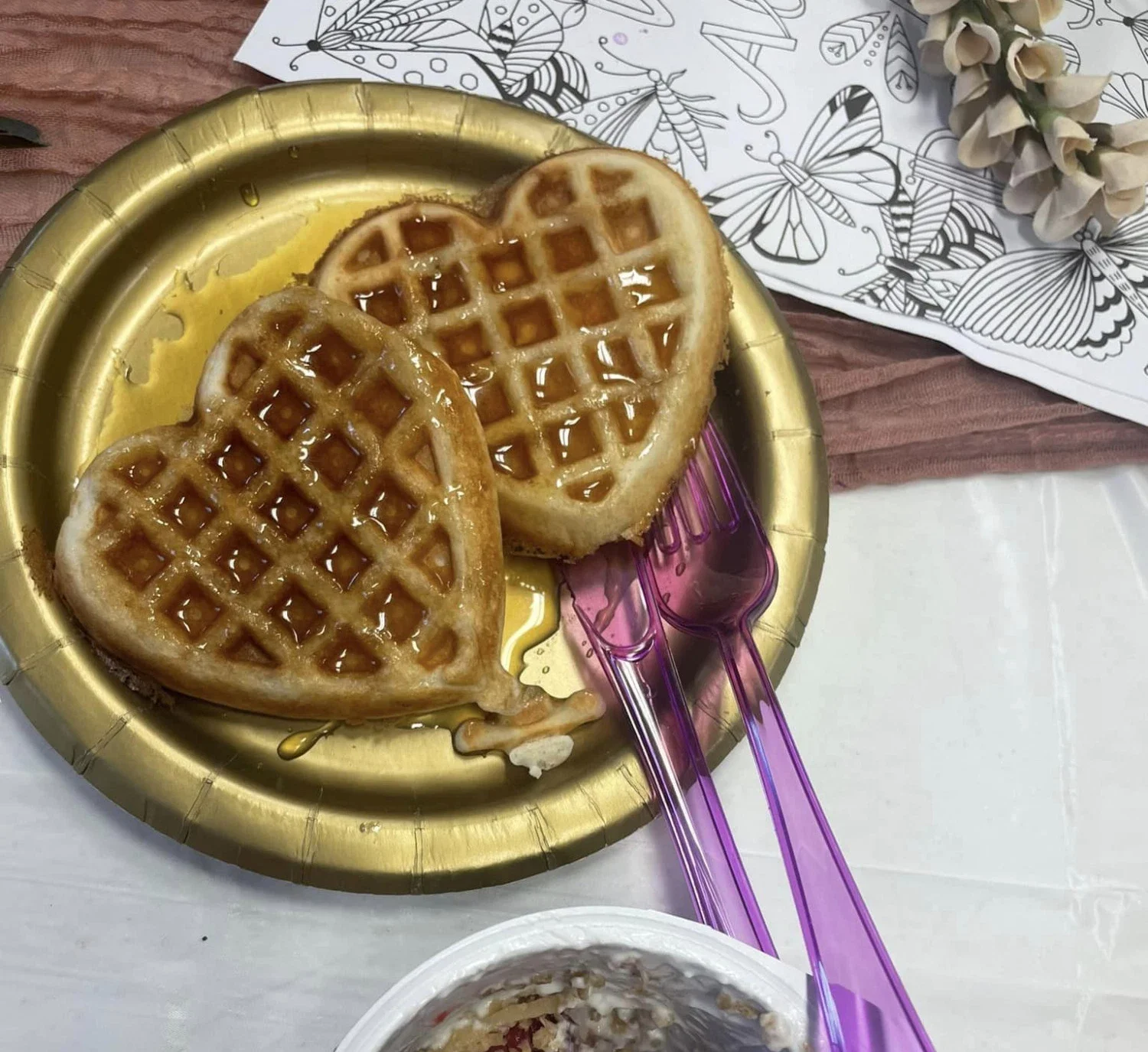 breakfast-heart-waffles-1.webp