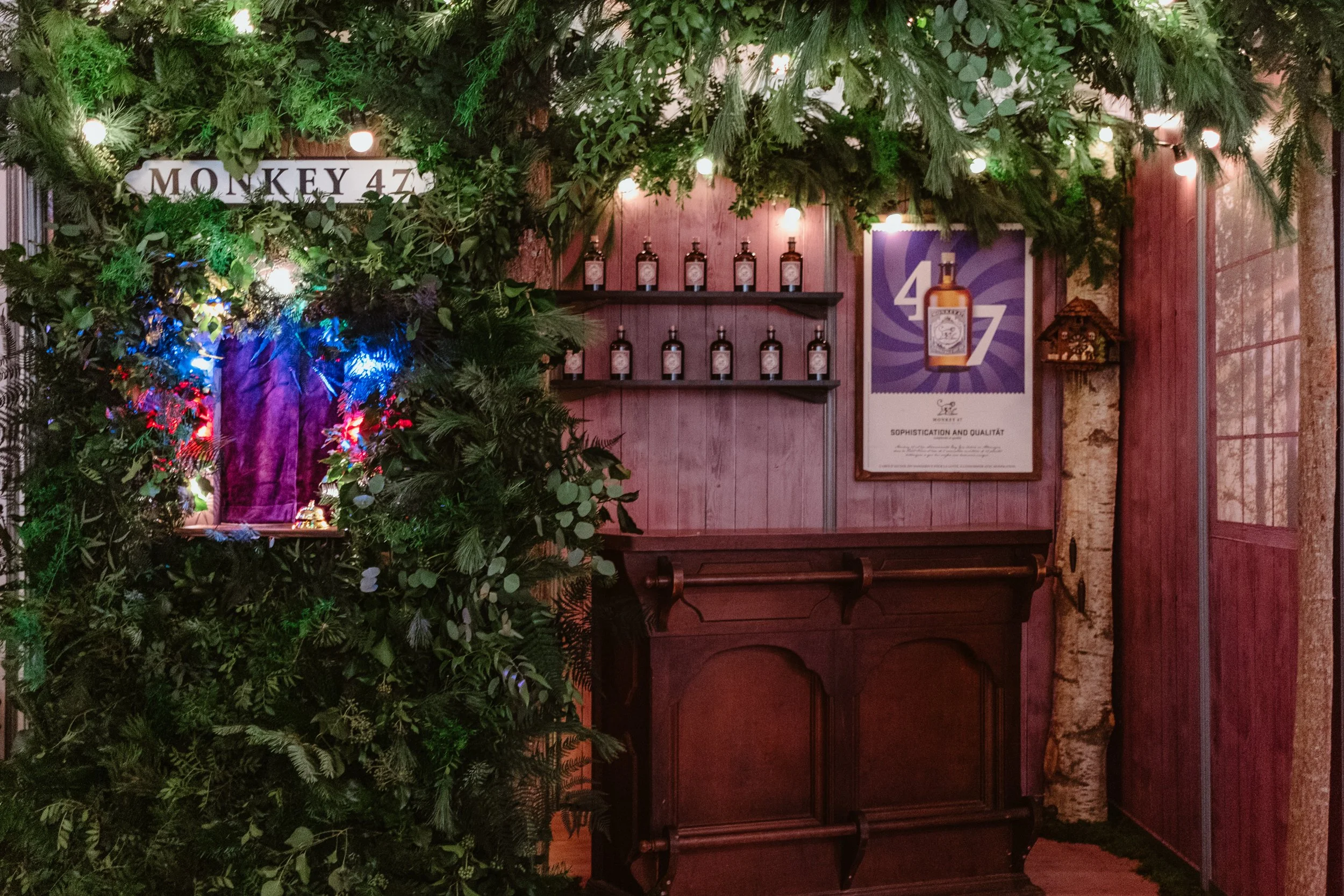 Minuit-Rose_Monkey_47_Gin_Addict_Festival-_Lyon-2.jpg
