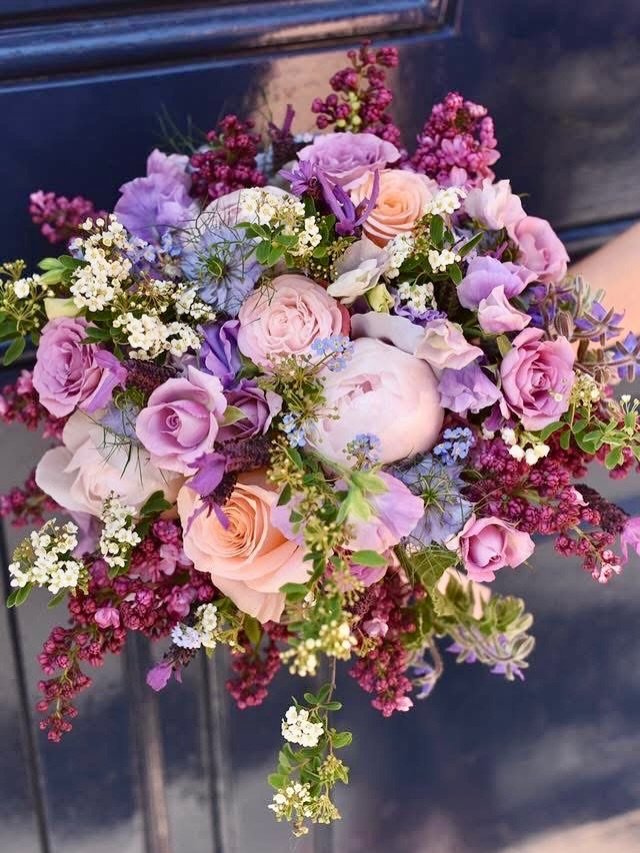 Un bouquet d&rsquo;anniversaire parfum&eacute; 💜🧞