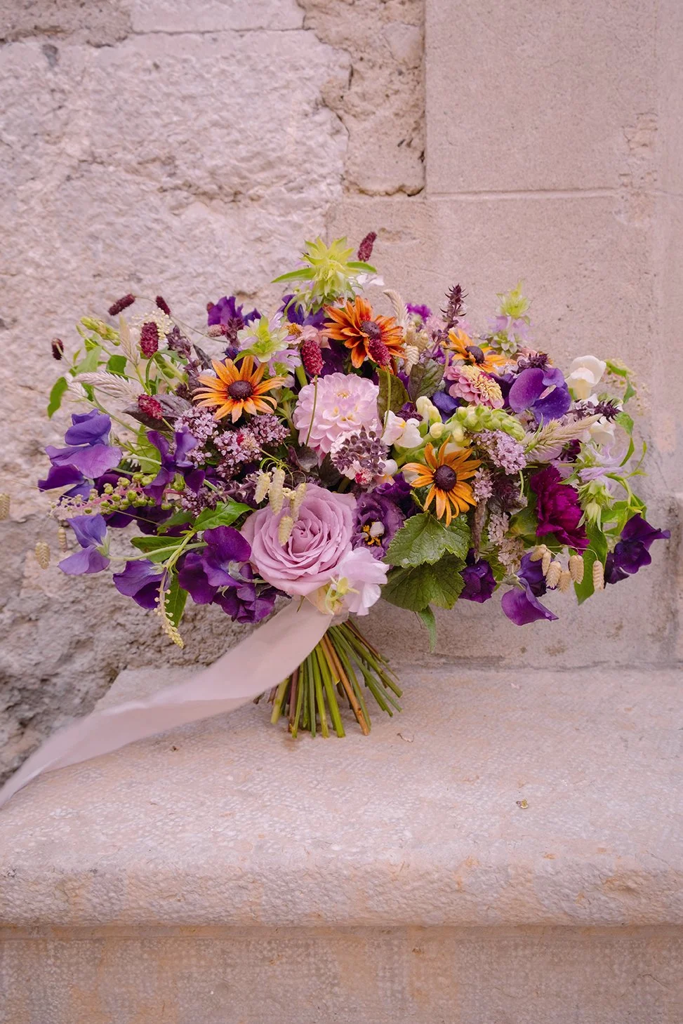 Minuit-Rose-Designer-Floral-Chambery-Bouquet-de-mariee-automnal.jpg