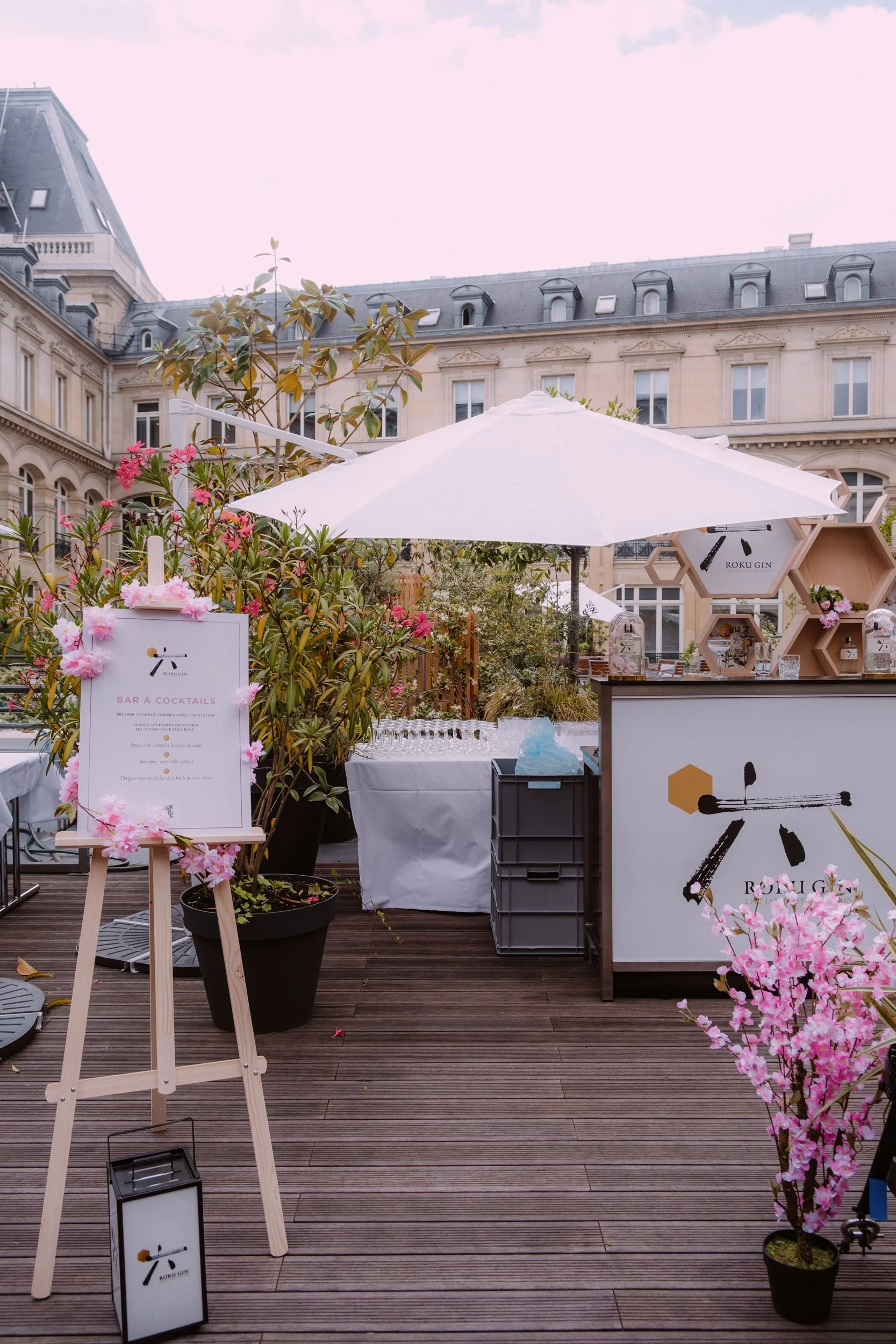 Minuit-Rose-Roku-Fleurs-Paris-9.jpg