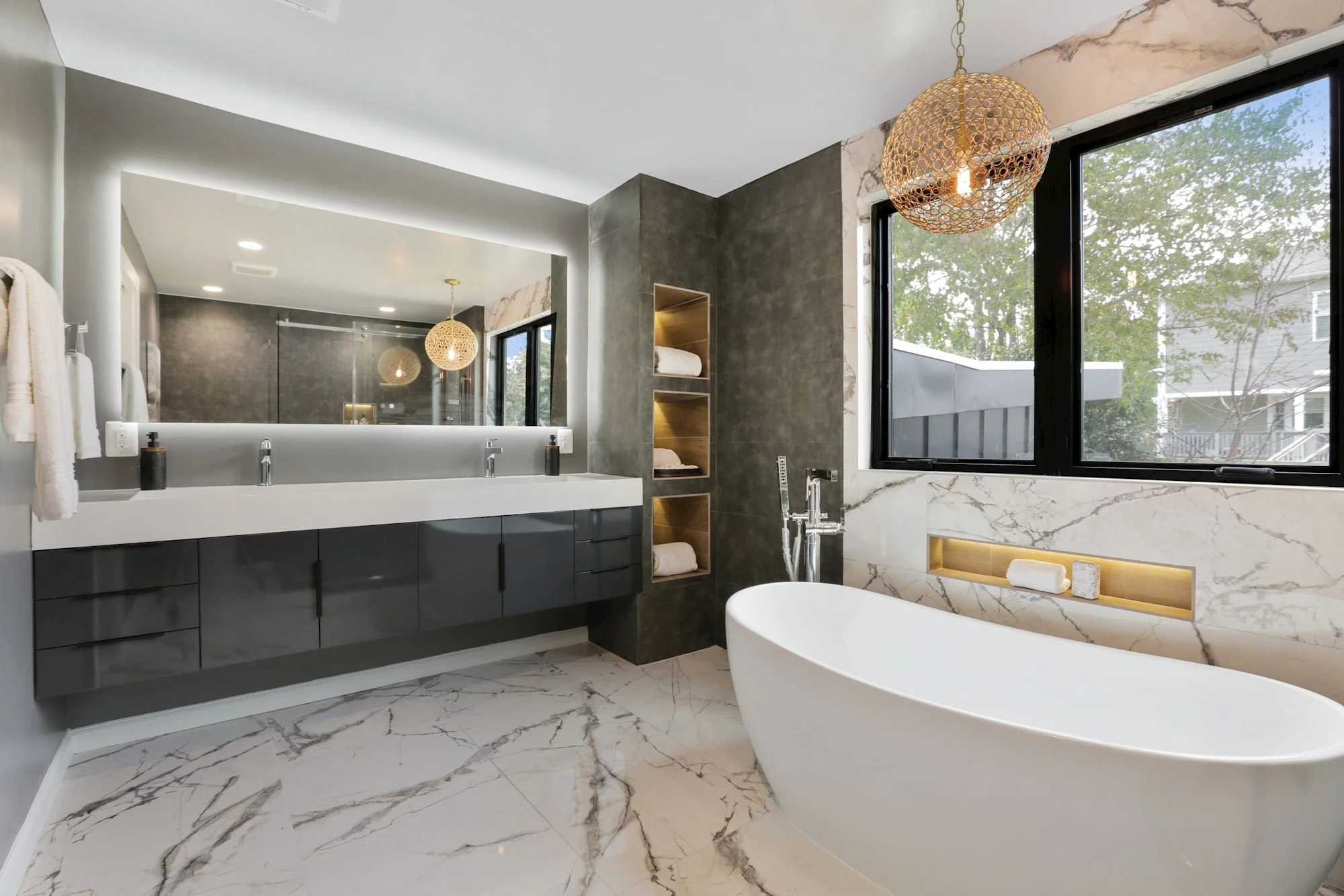 bethesda-whole-home-renovation-NGage Properties Group-master-bedroom-ensuitebethesda-whole-home-renovation-NGage Properties Group-master-bedroom-ensuite
