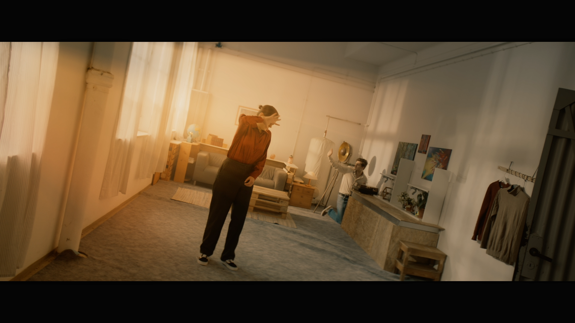 Die Traumgleichung Long Master stereo.mov.01_02_29_22.Standbild020.png