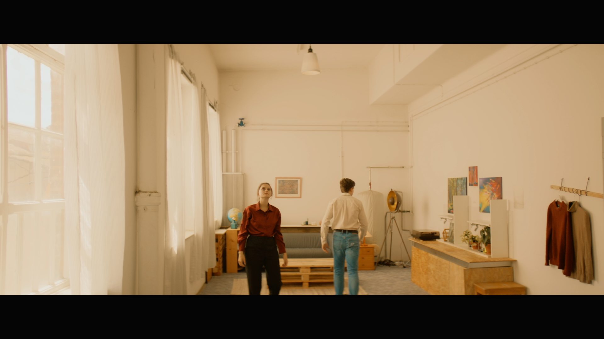 Die Traumgleichung Long Master stereo.mov.01_01_57_21.Standbild015.png