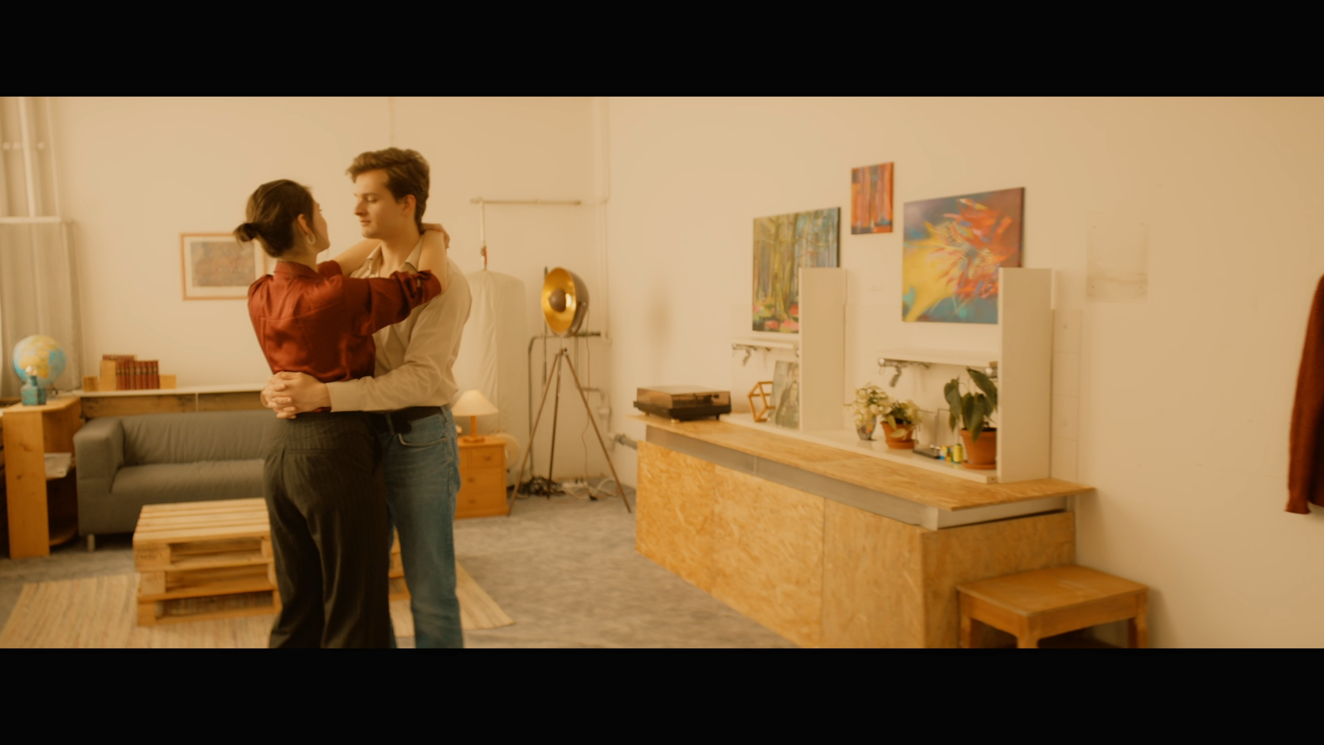 Die Traumgleichung Long Master stereo.mov.01_01_27_17.Standbild011.png