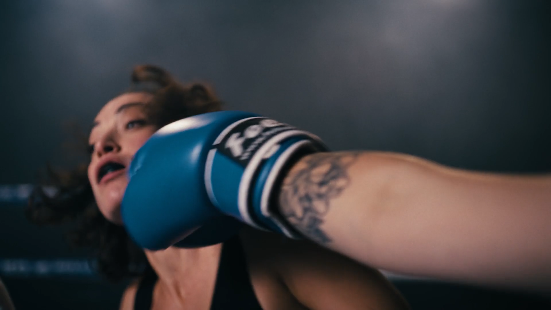 champion (1080p).mp4.00_00_23_11.Standbild003.png