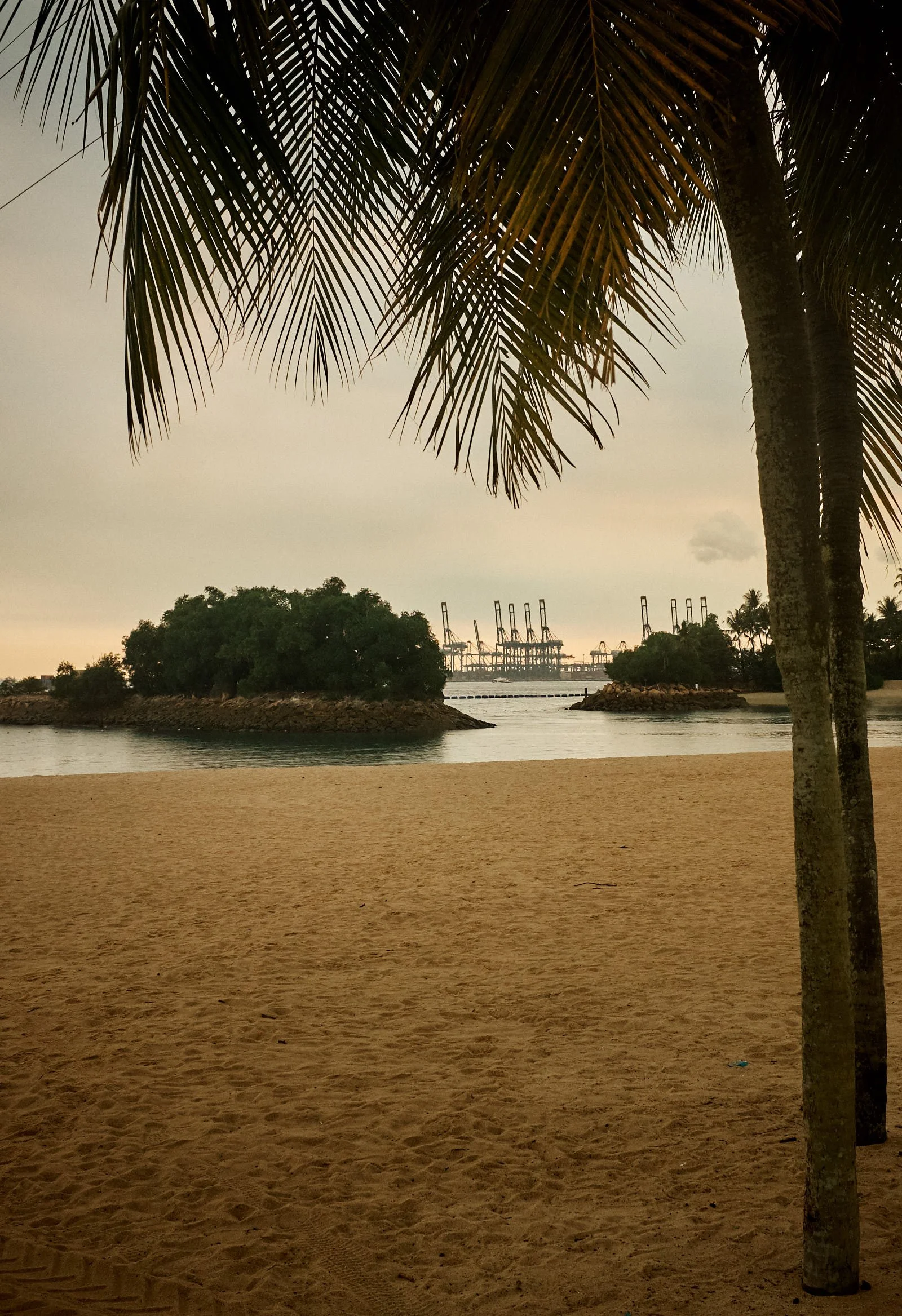 Sentosa beach