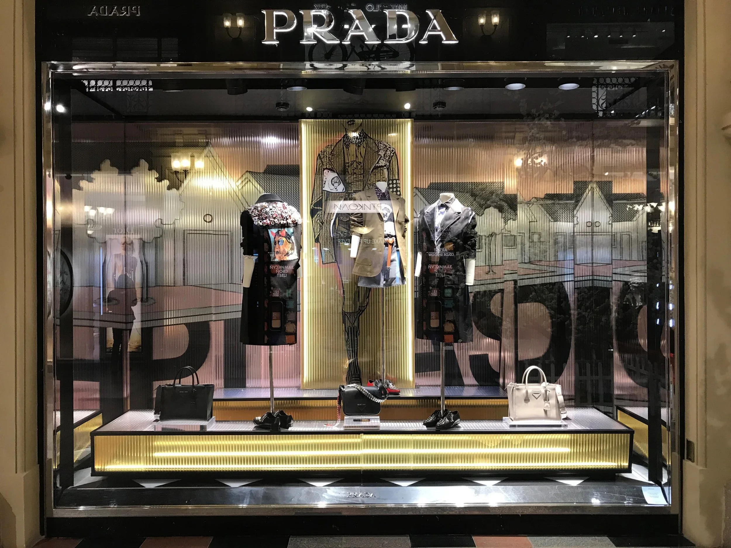 Prada - Vetrine