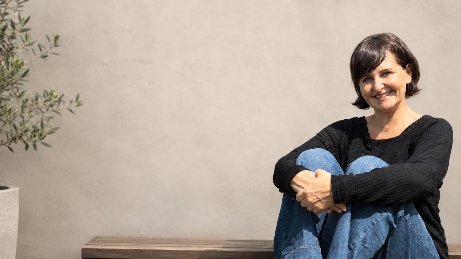 Portrait von Sarah Schmid, Beratung, Teilhabebegleitung und Persönliche Zukunftsplanung.