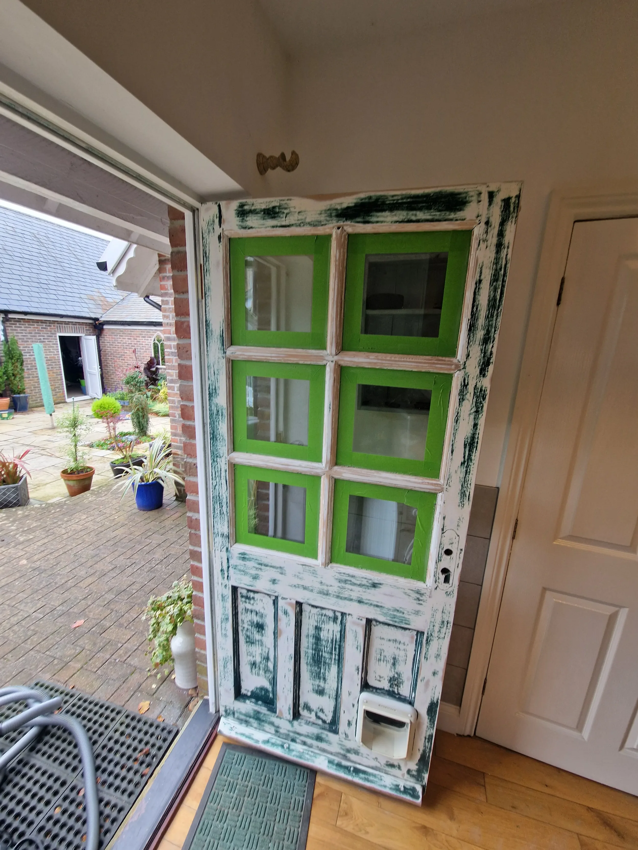 2024-11-18 Door Refurbishment Painting Upwey_02.webp