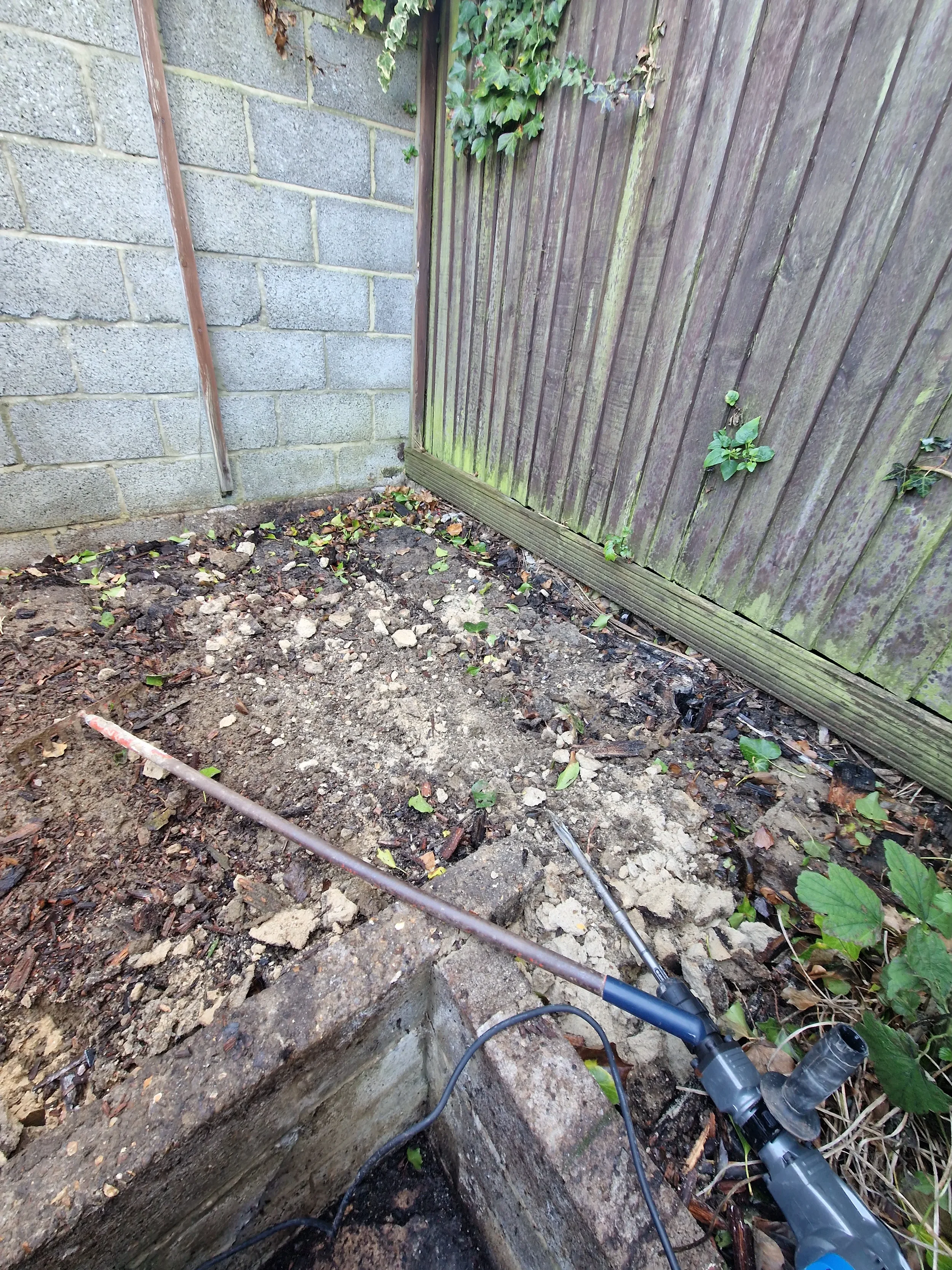 2024-10-24 Landscaping Lanehouse Property Maintenance_07.webp