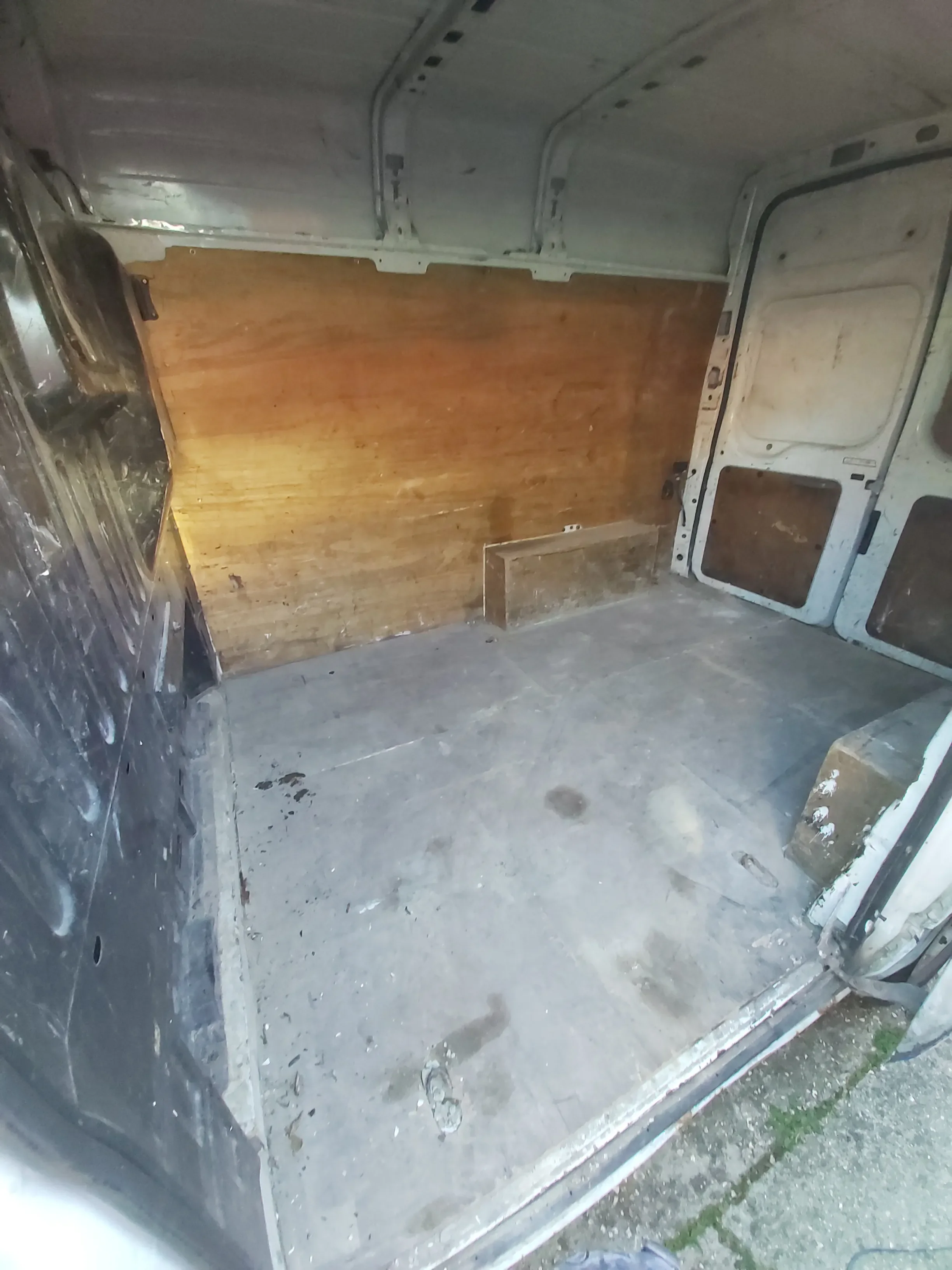 2024-10-31 Upcycling Van UIL Weymouth_05.webp