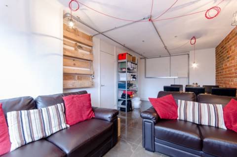 Living Room 3.jpg