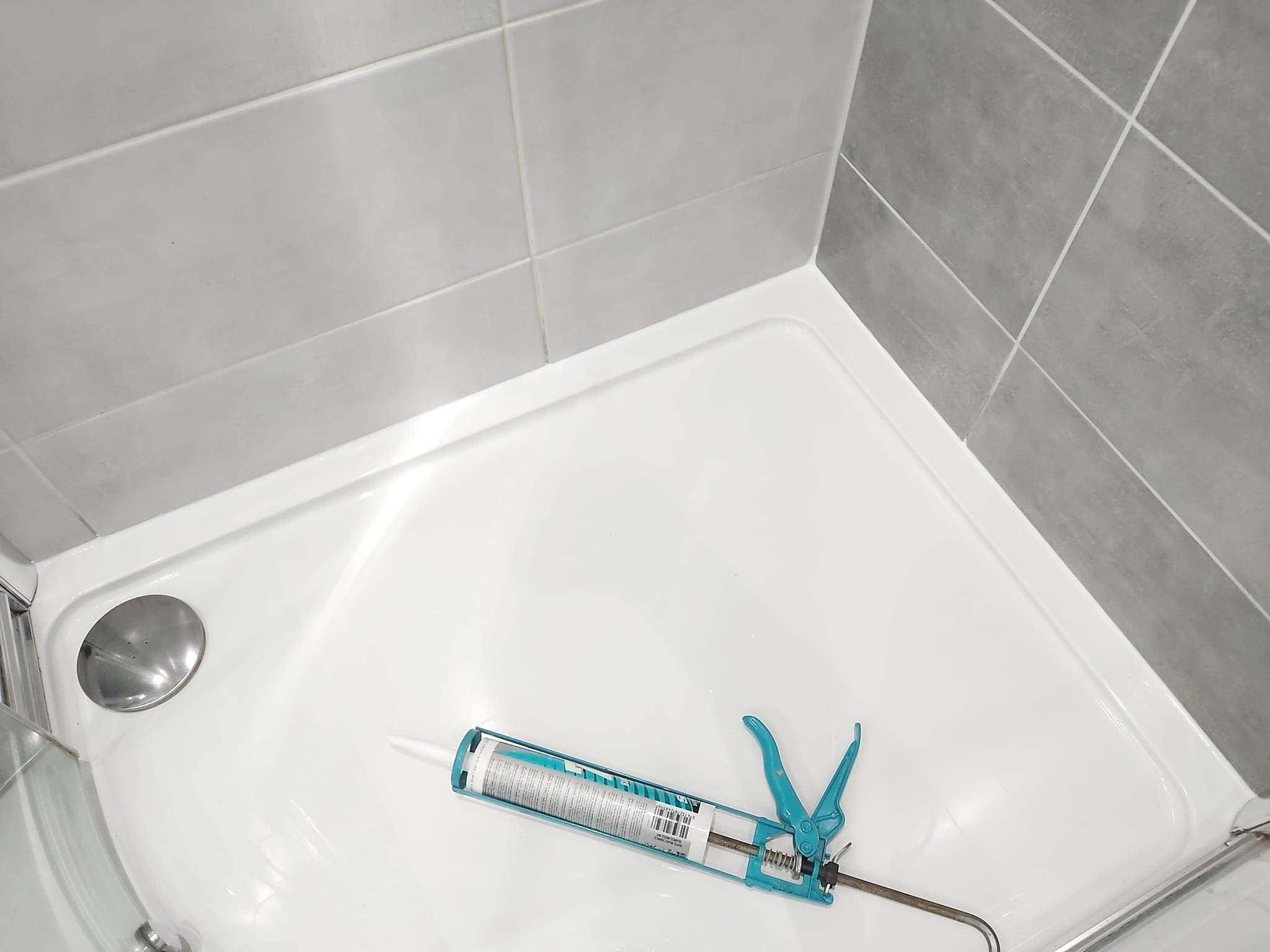 Weymouth Upcycle Interiors UIL Silicone Handyman - 014014.jpg