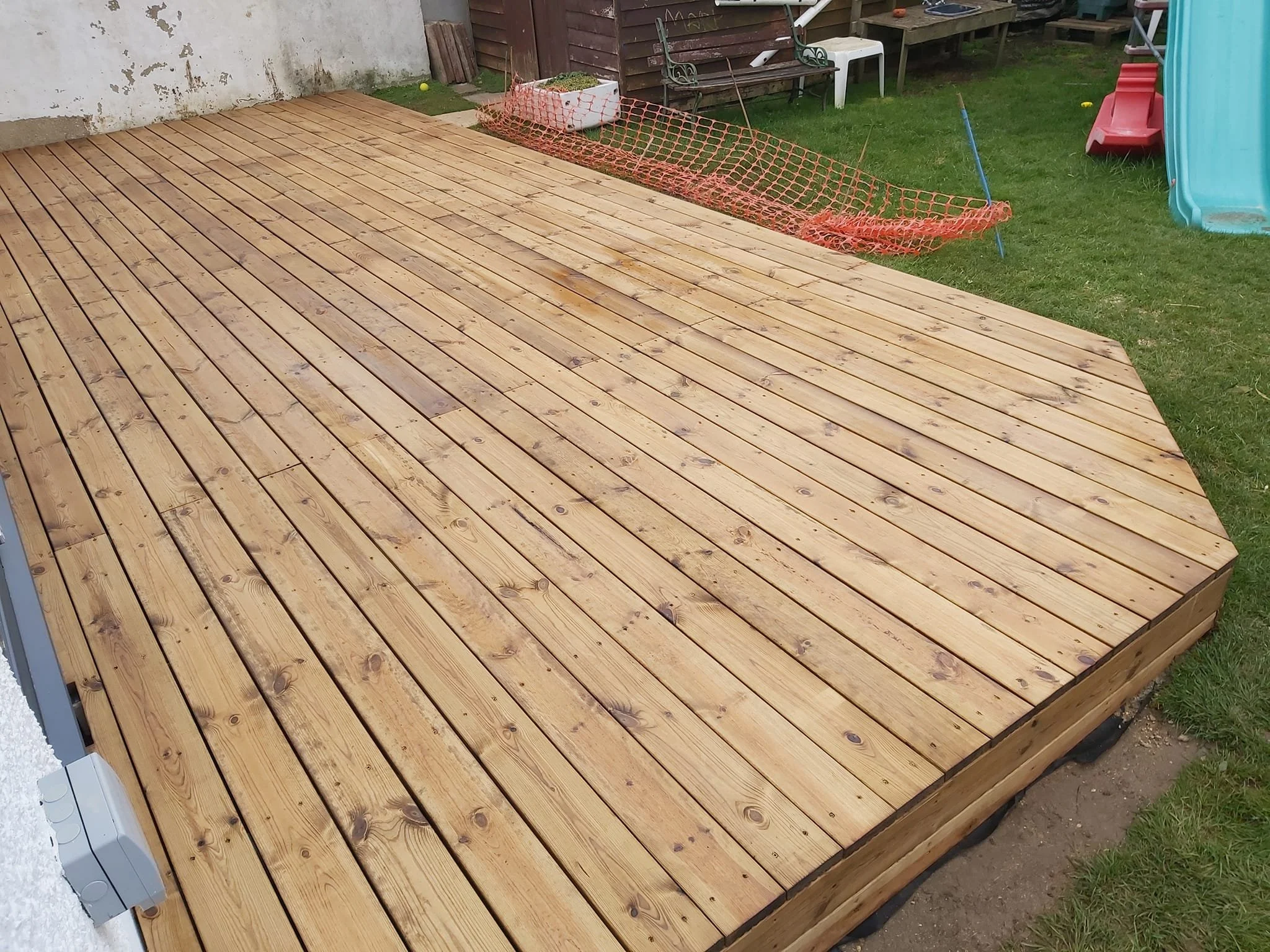 Upcycle Interiors UIL Weymouth_Decking _007.jpg