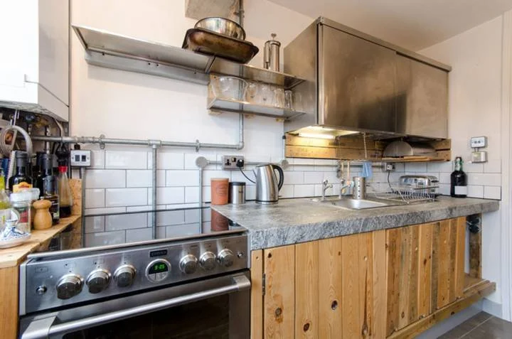 Kitchen 2.jpg