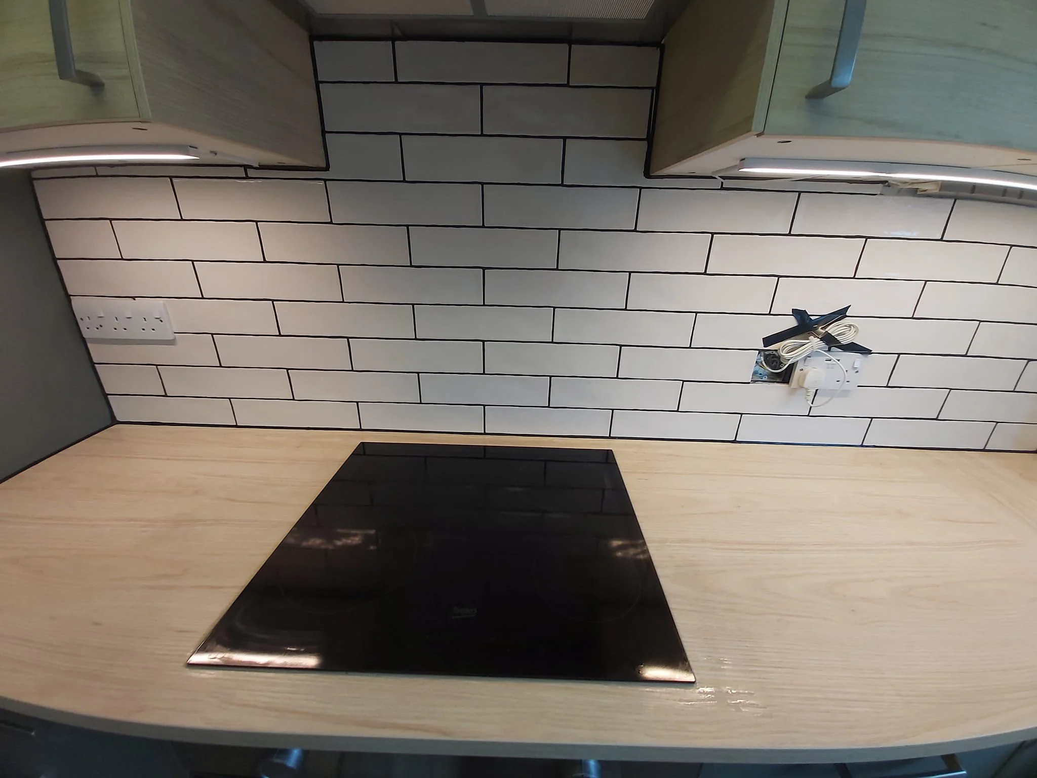 Weymouth Upcycle Interiors UIL Silicone Handyman - 026026.jpg