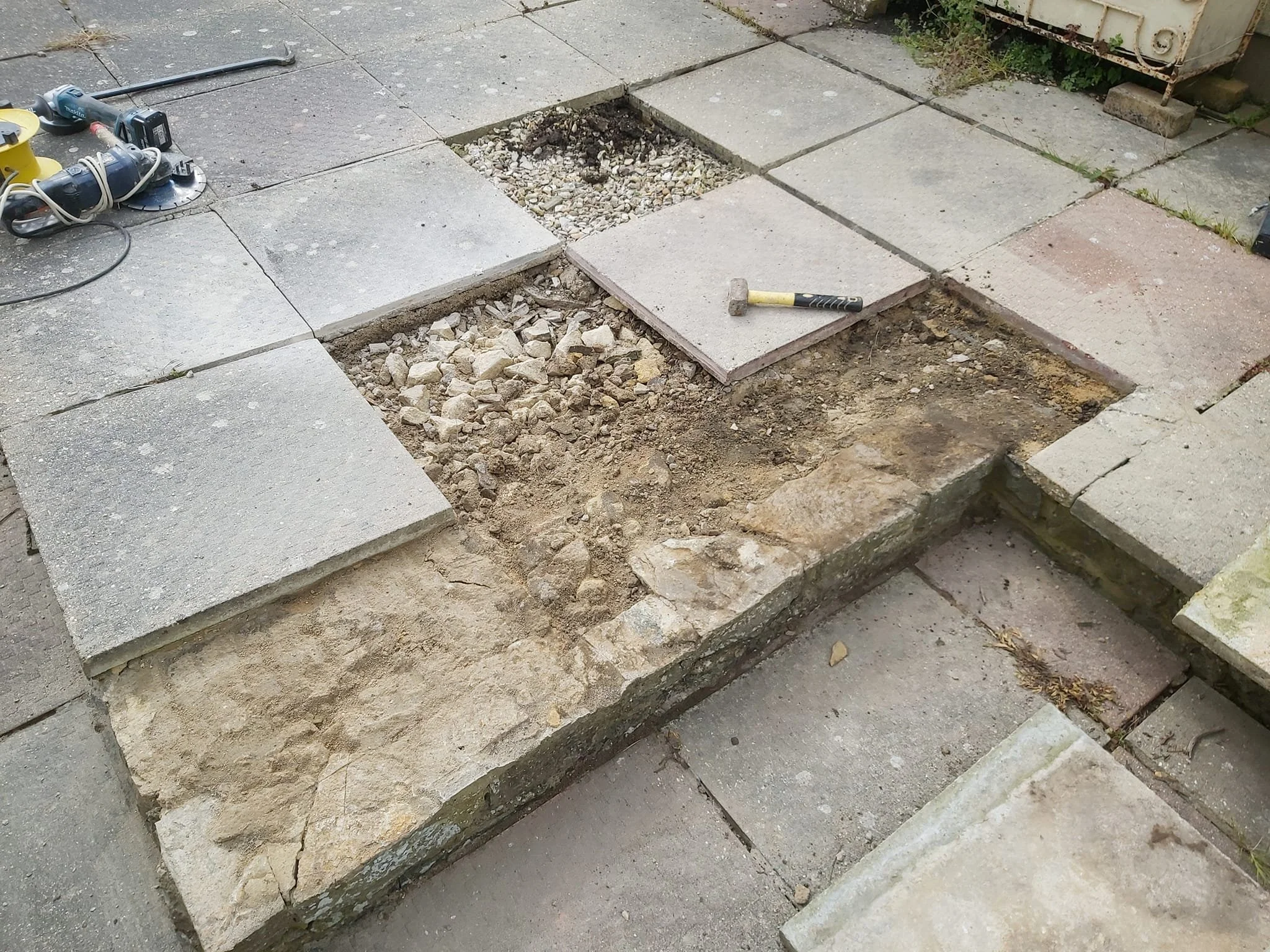 Upcycle Interiors Ltd UIL_Weymouth Landscaping_Patios_024.jpg