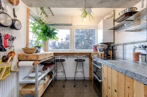 Kitchen 1.jpg